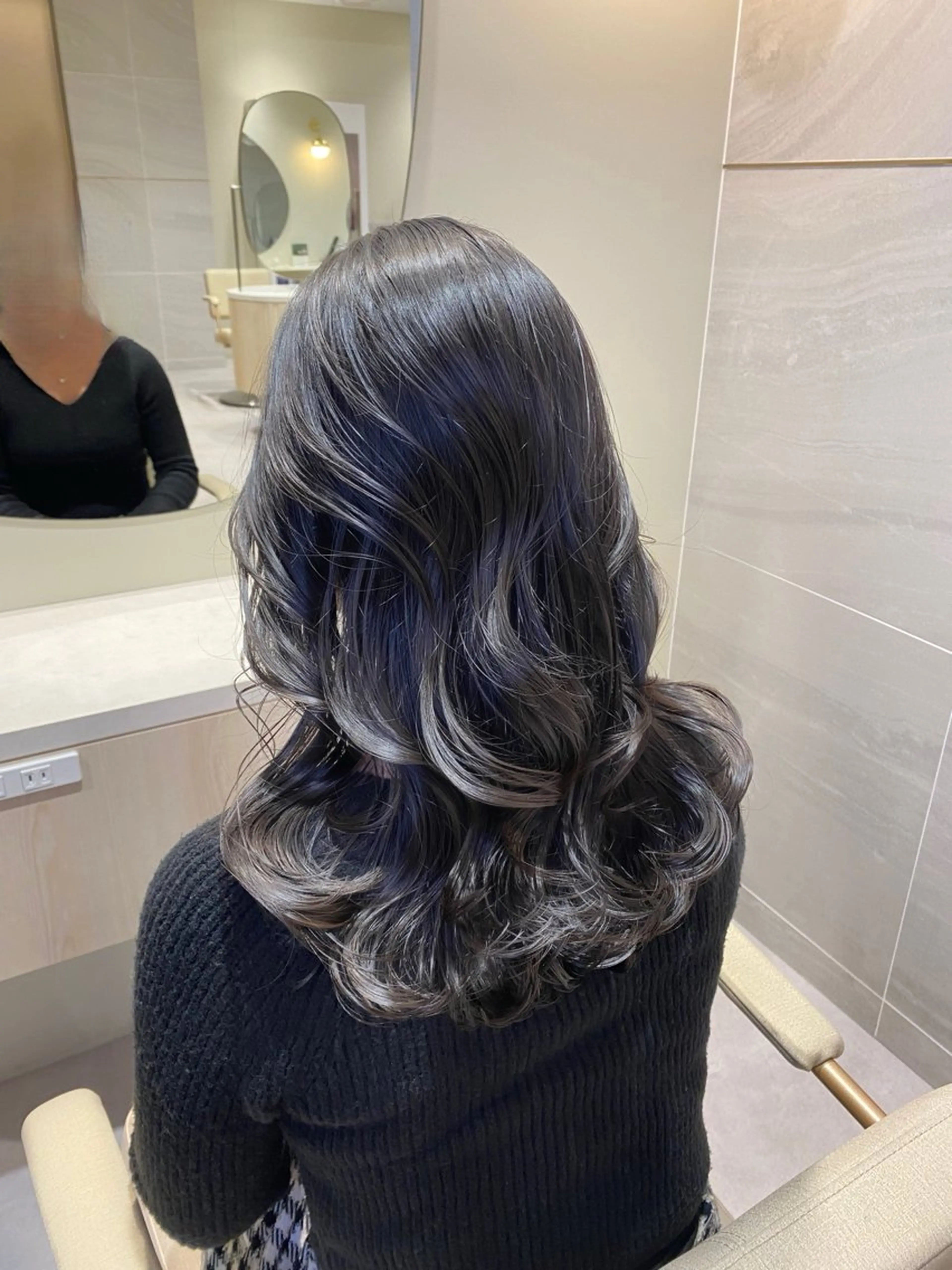 ロング カラー ダークグレー ダークグレージュ グレージュ イルミナカラー 韓国風ヘア カット ヘアカラー トリートメント ブリーチなしダブル カラー🧸🐺陽介のヘアスタイル