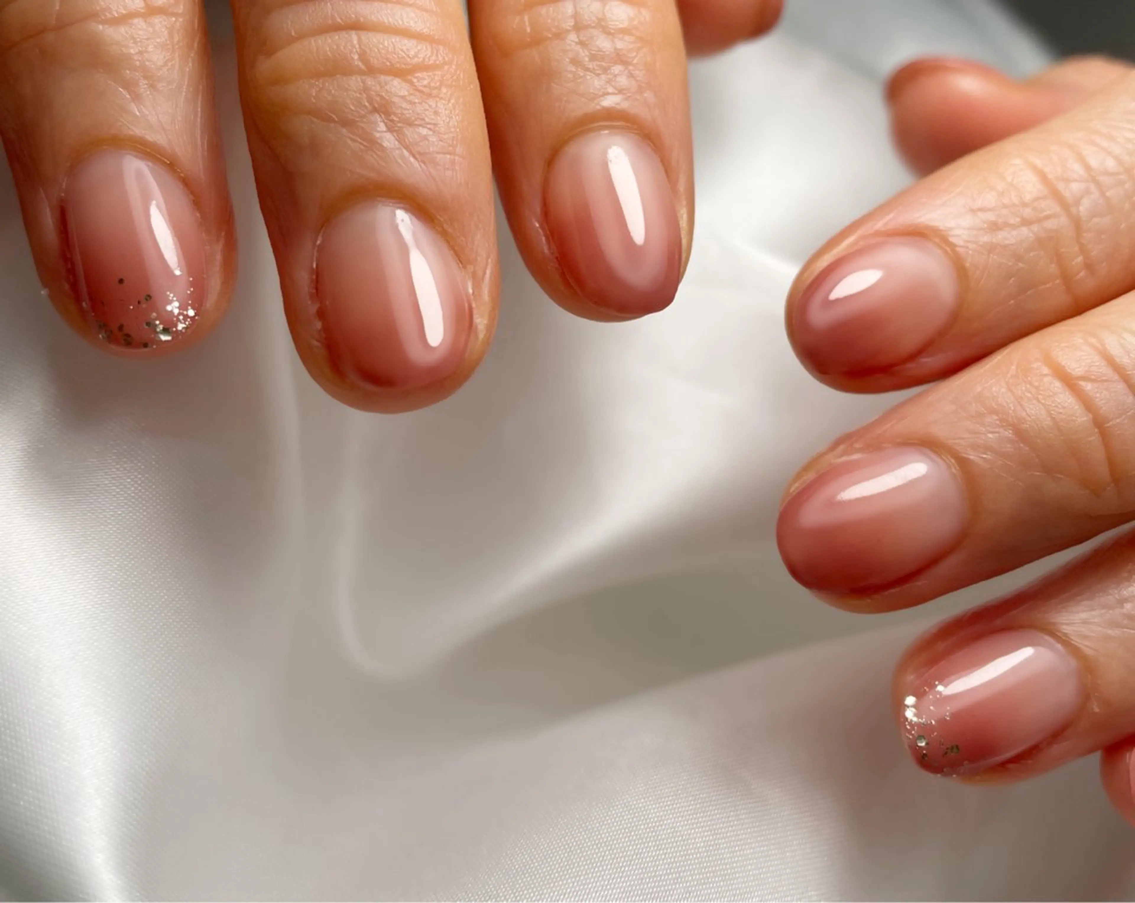 ネイル ジェルネイル グラデーション ラメ(グリッター) ハンドネイル M nail所属・M nailのネイルデザイン