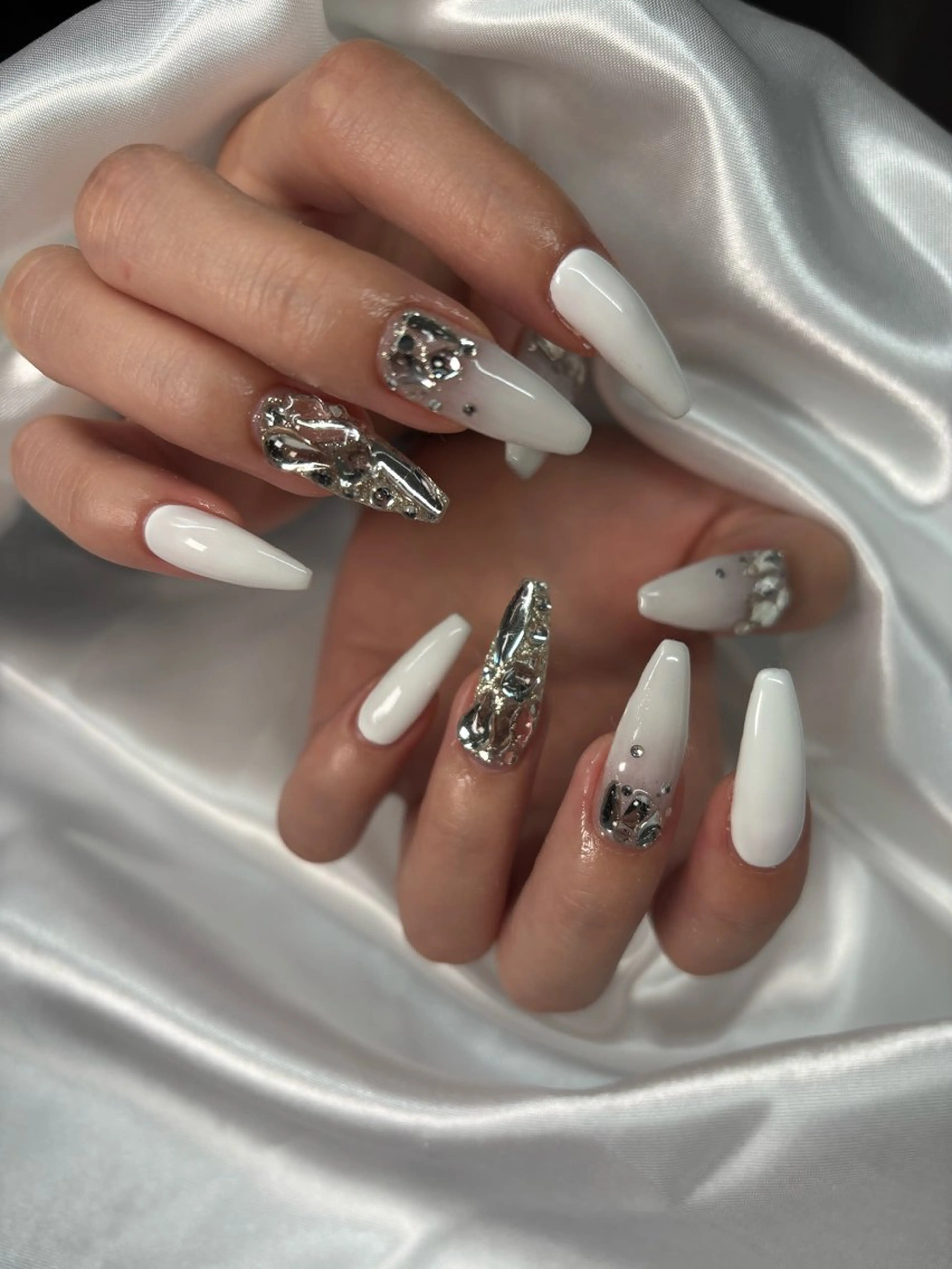 ネイル ハンドネイル ハンドケア nail salon 18.のネイルデザイン