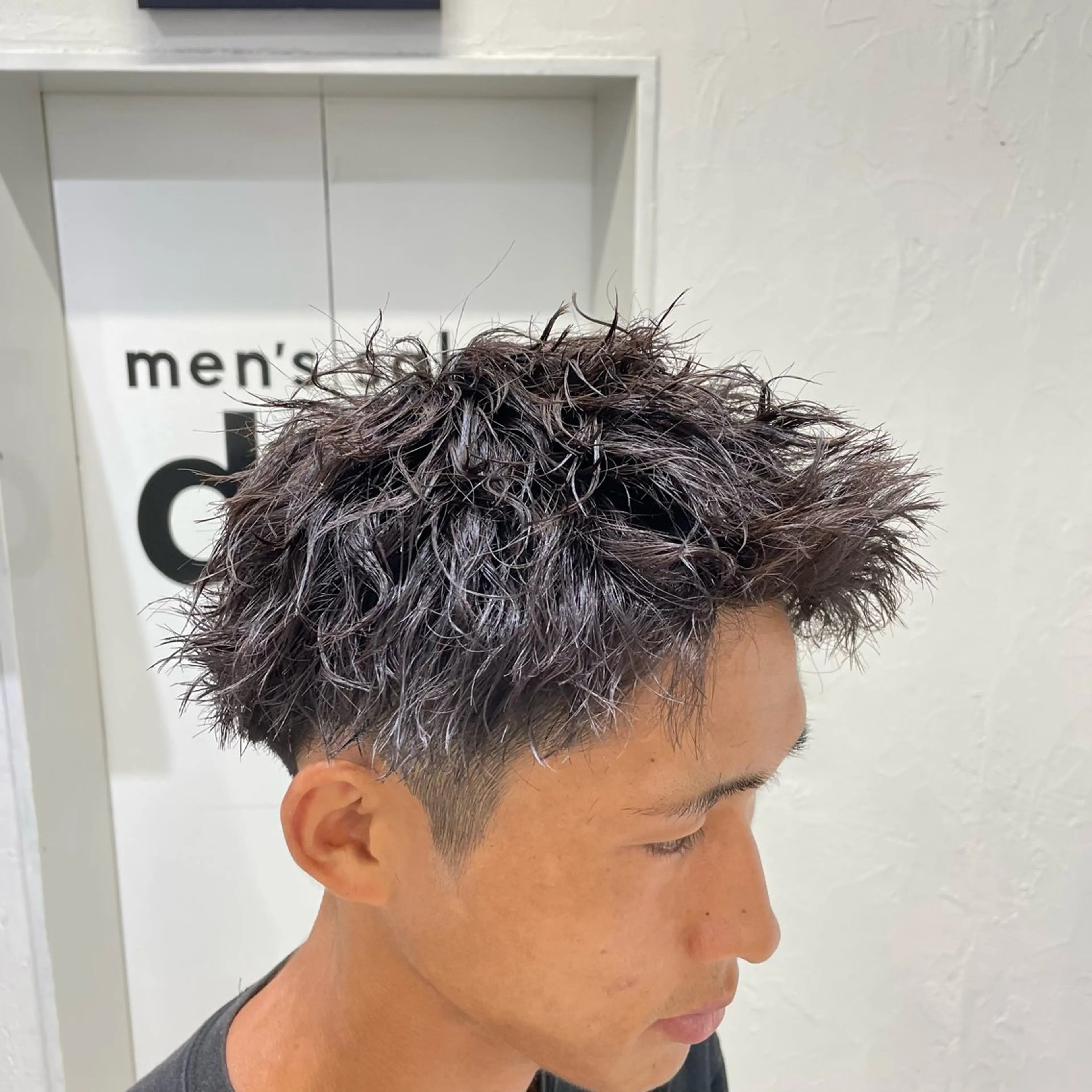 パーマ メンズ STUGS BARBERSHOP ByDAMDEE TOKYO 上野御徒町所属・メンズ専門💈 伊藤輝のヘアスタイル