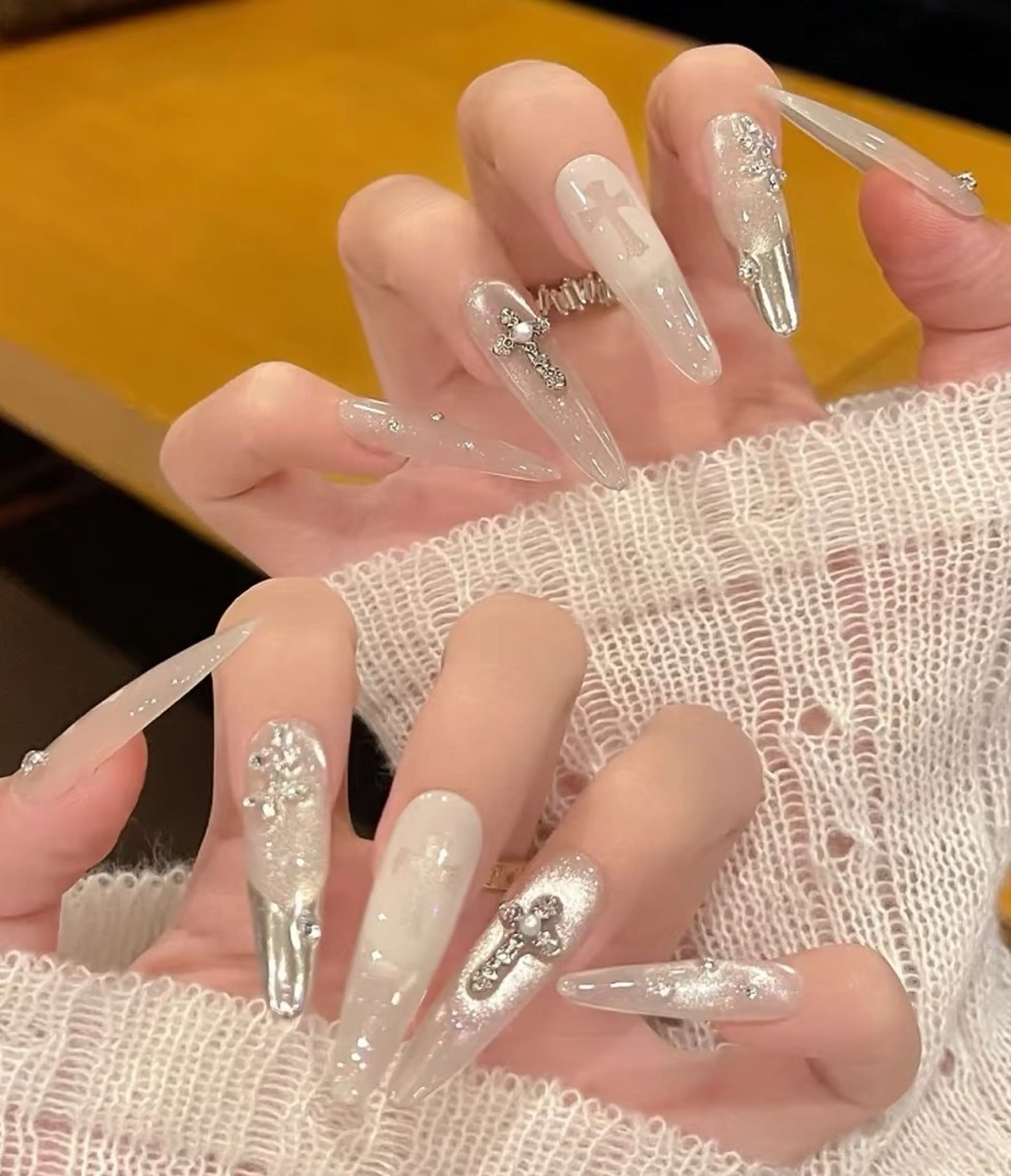 ネイル Miu Miu 🎀 長さだし專門のネイルデザイン