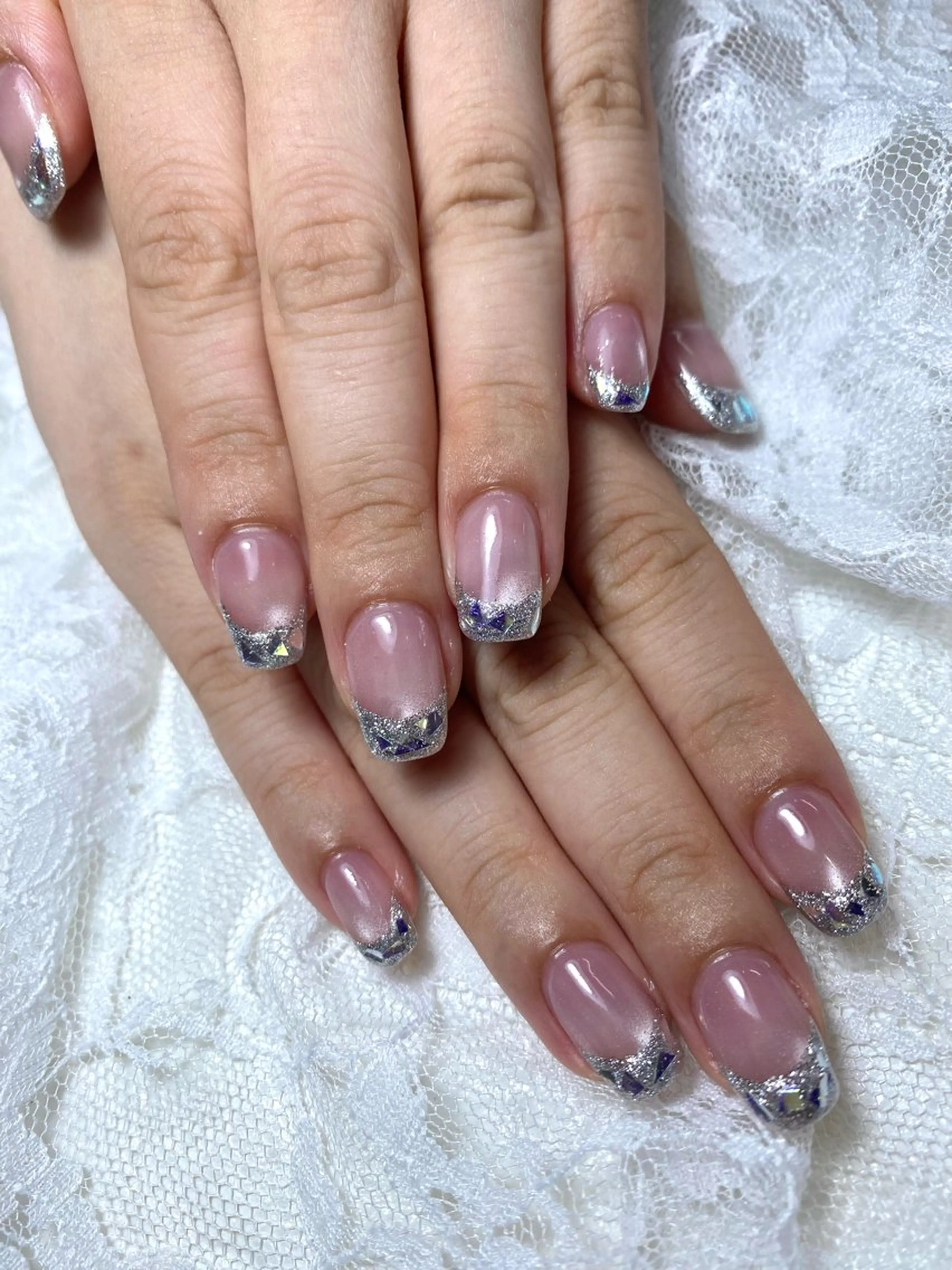 ネイル フレンチネイル ガラスフレンチ 氷ネイル・うるうるネイル ハンドネイル THE CENTRAL PIER Nail Salon所属・金子 理奈のネイルデザイン