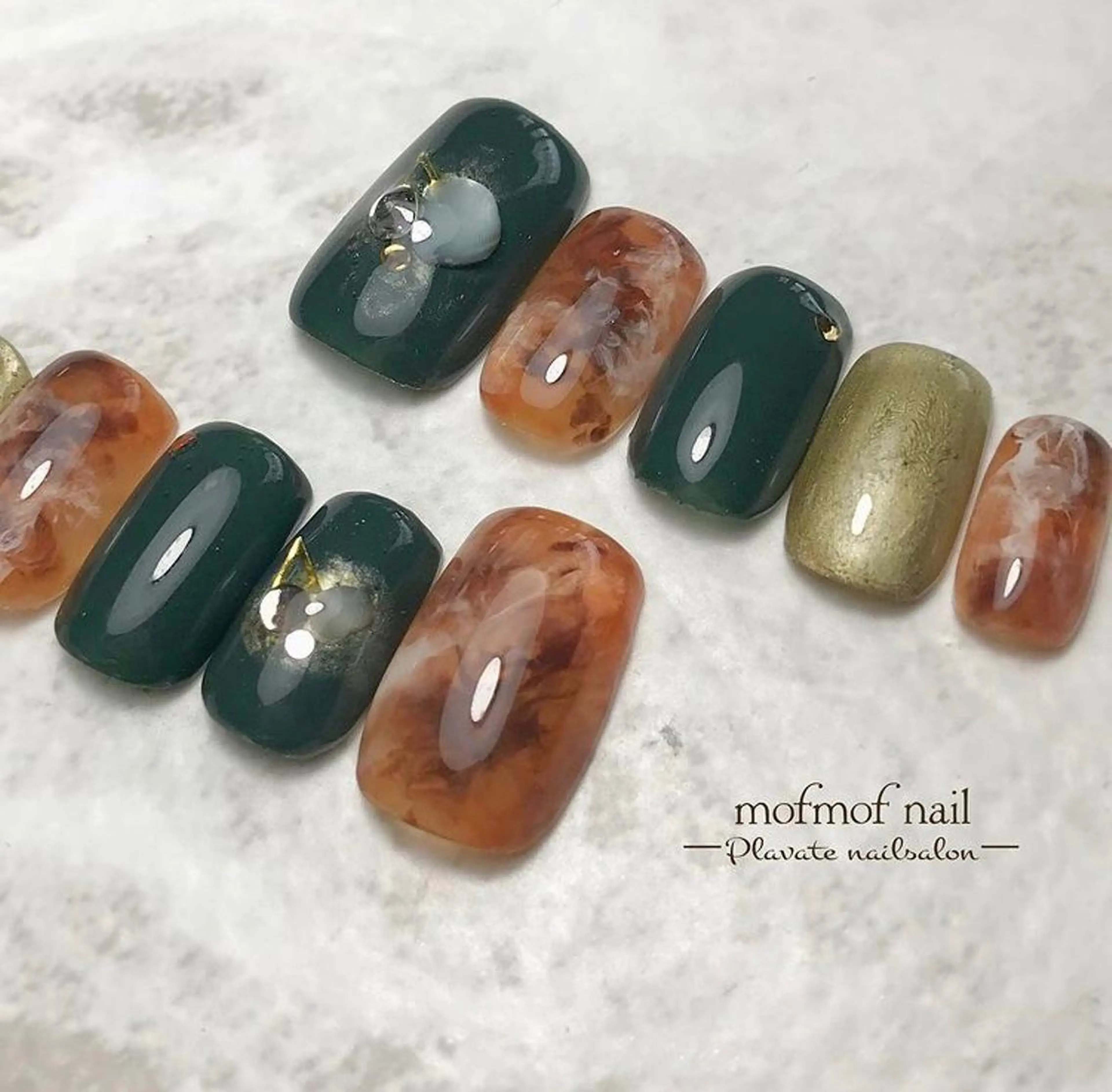 ネイル mofmofnail 🌿shimizuのネイルデザイン