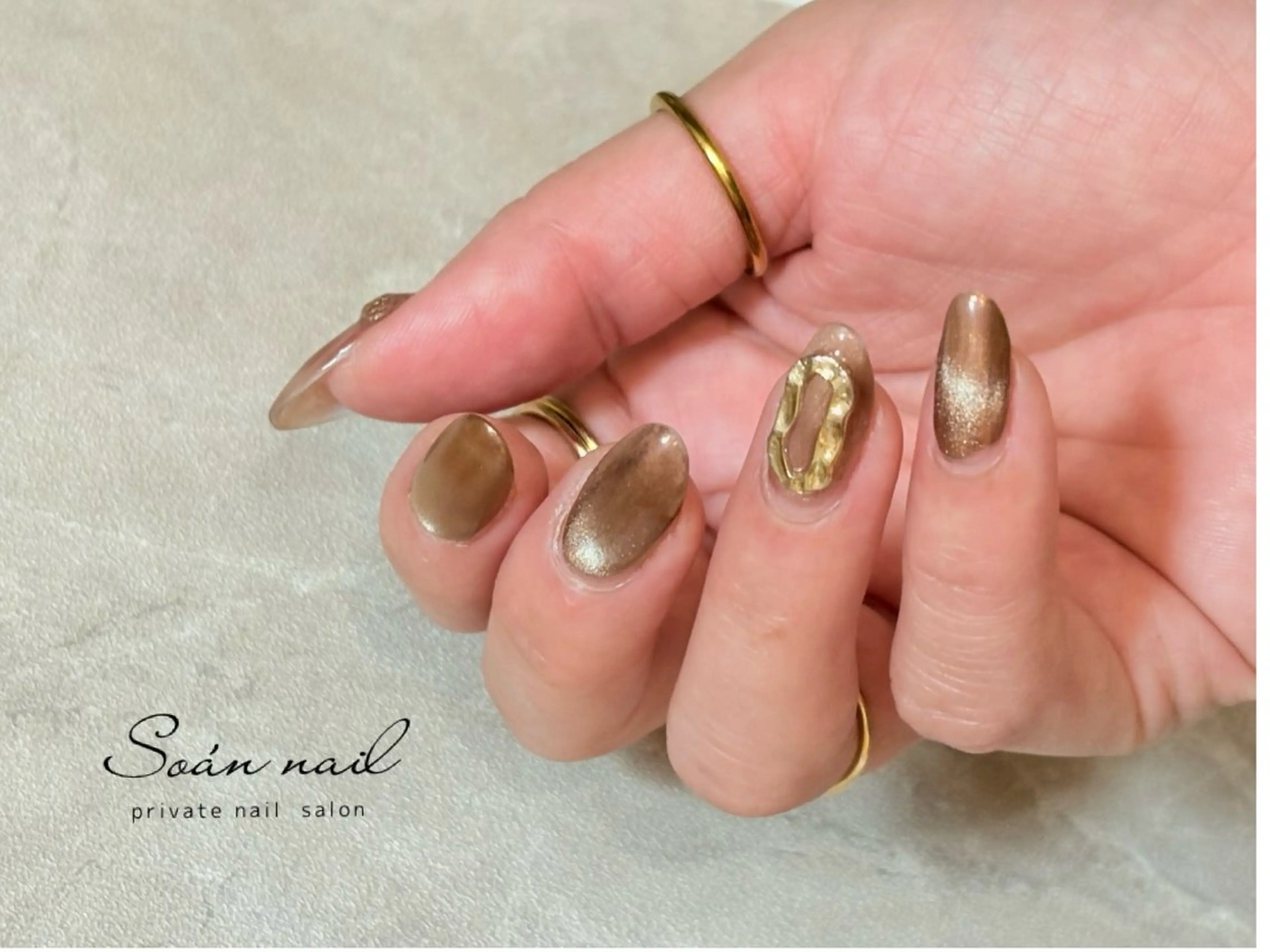 ネイル ミラーネイル ミラーマグ Soan nail所属・s annaのネイルデザイン