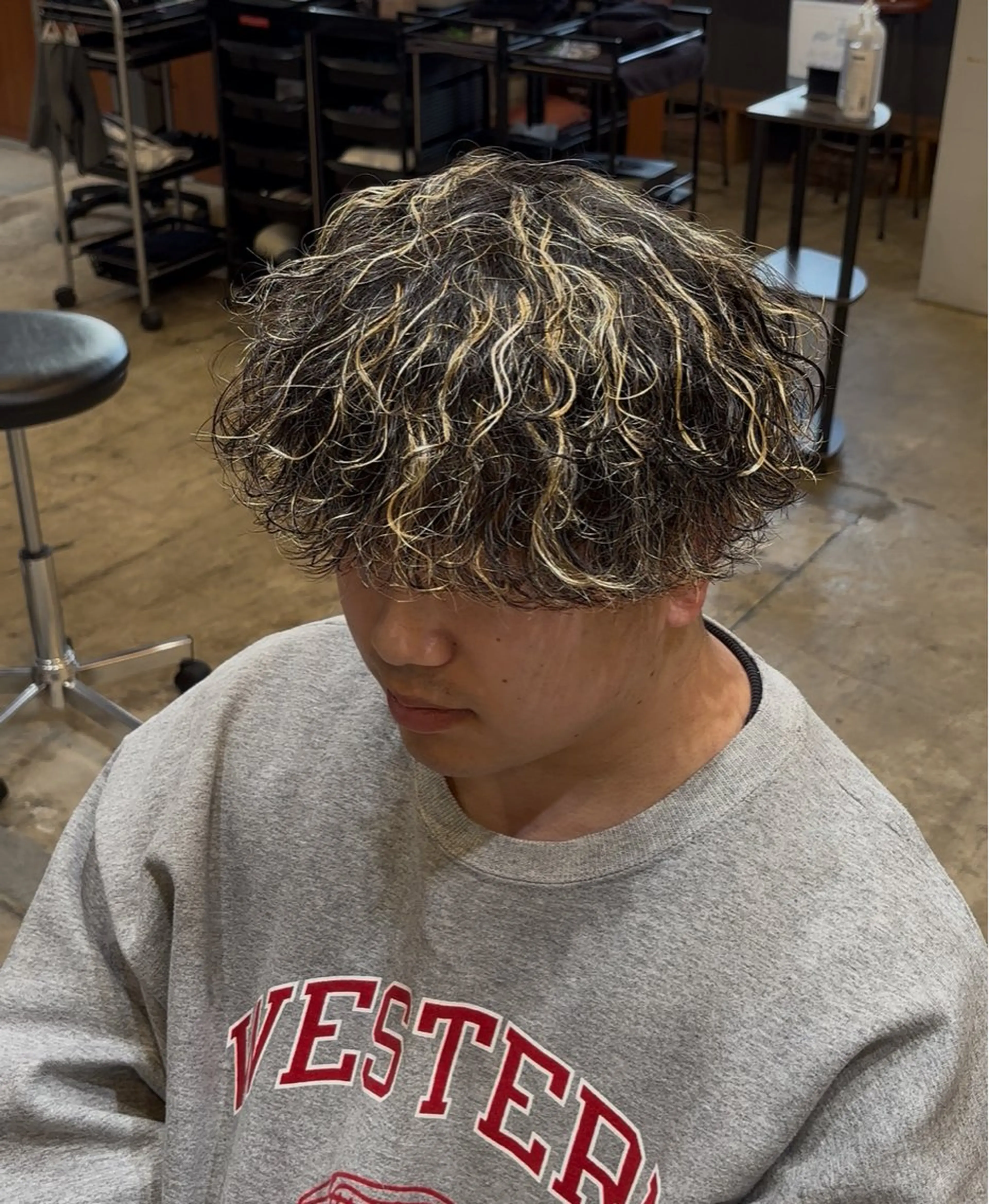 カット&メッシュ 【刈り上げ限定】 men's 眉剃り・カット付の写真