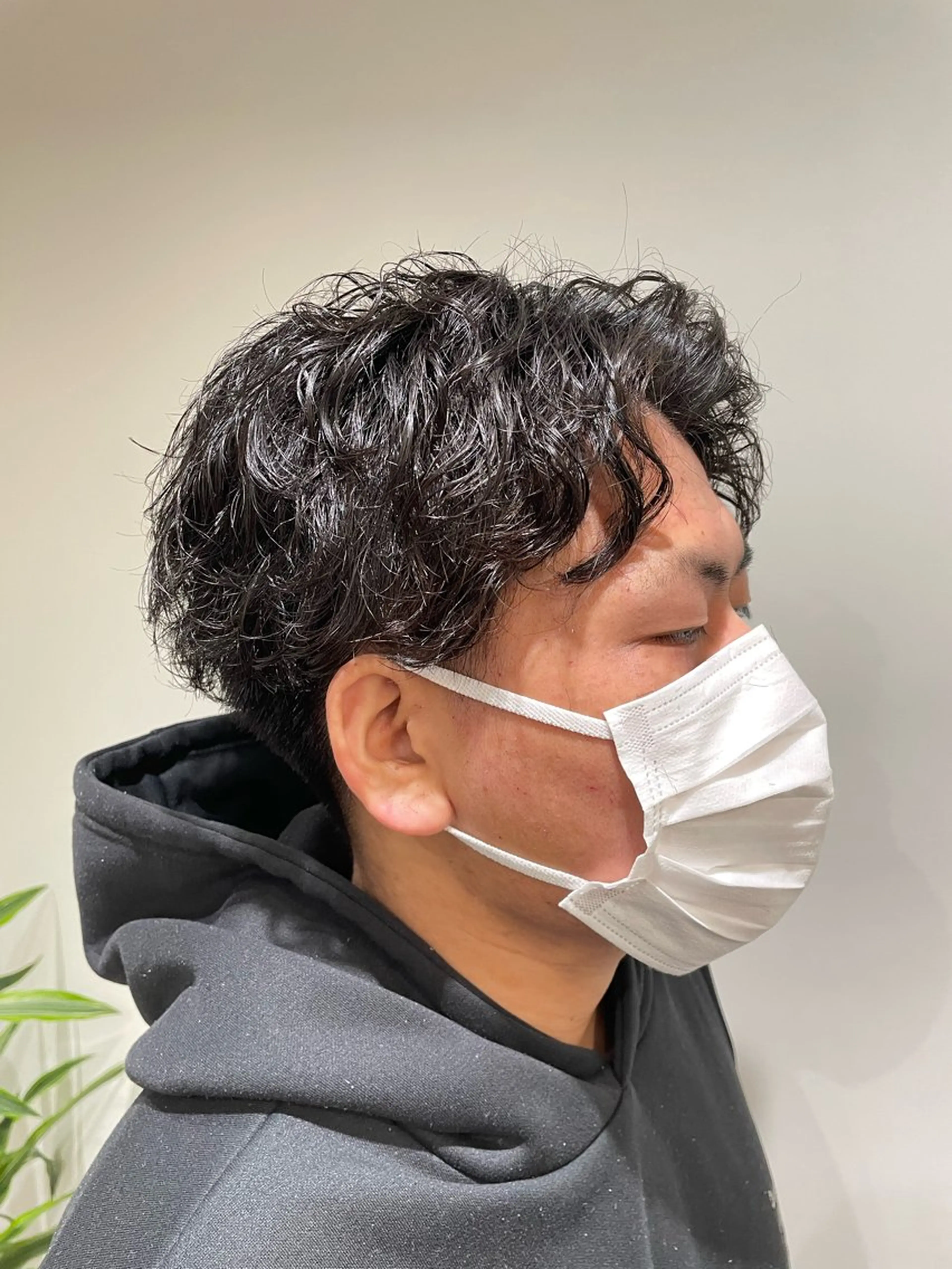 ショート パーマ メンズ センターパート メンズパーマ ツーブロック 刈り上げ After5 Men's cut所属・メンズカット MIWAのヘアスタイル