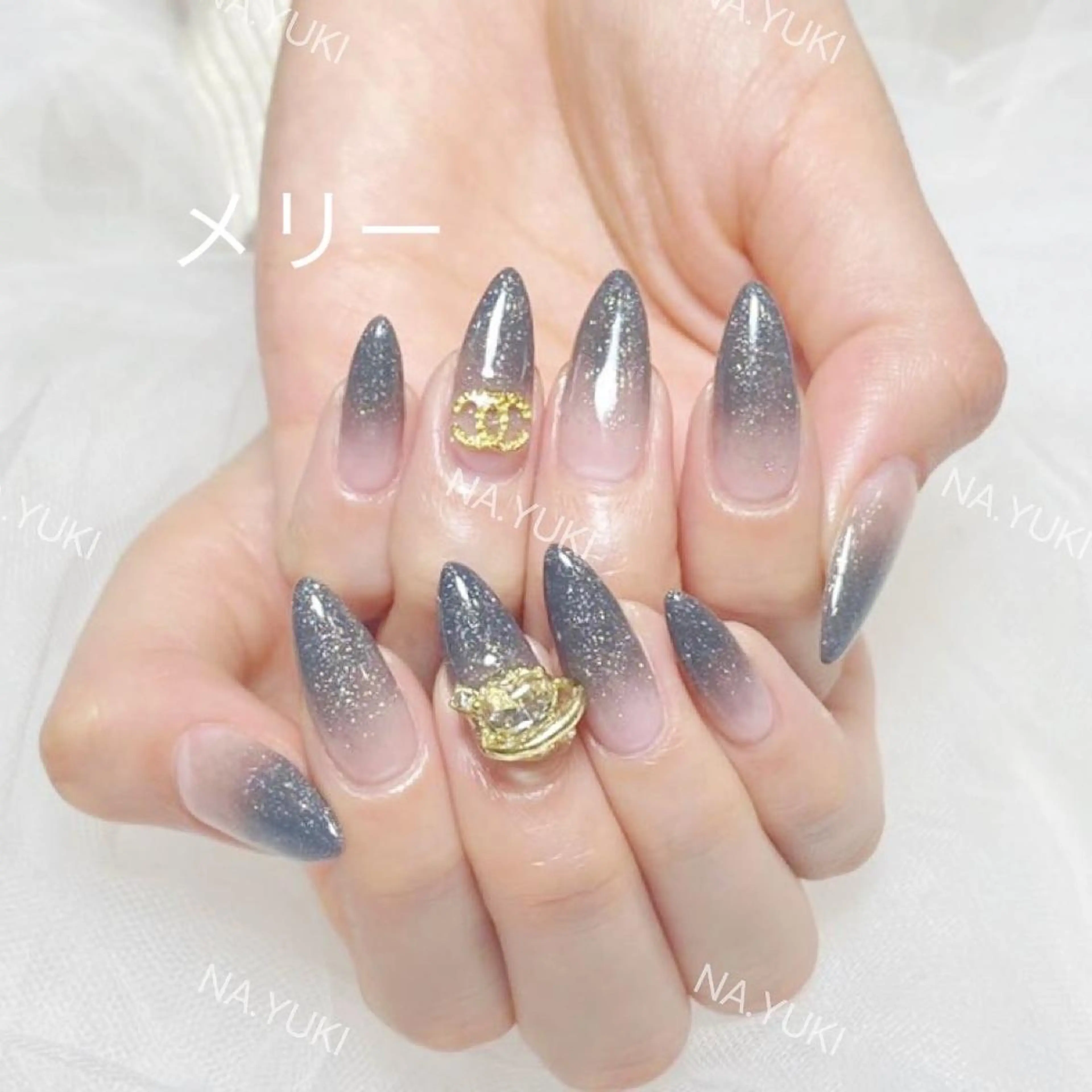 ネイル ハンドネイル ハンドケア 🌷 Mooning 🌷のネイルデザイン