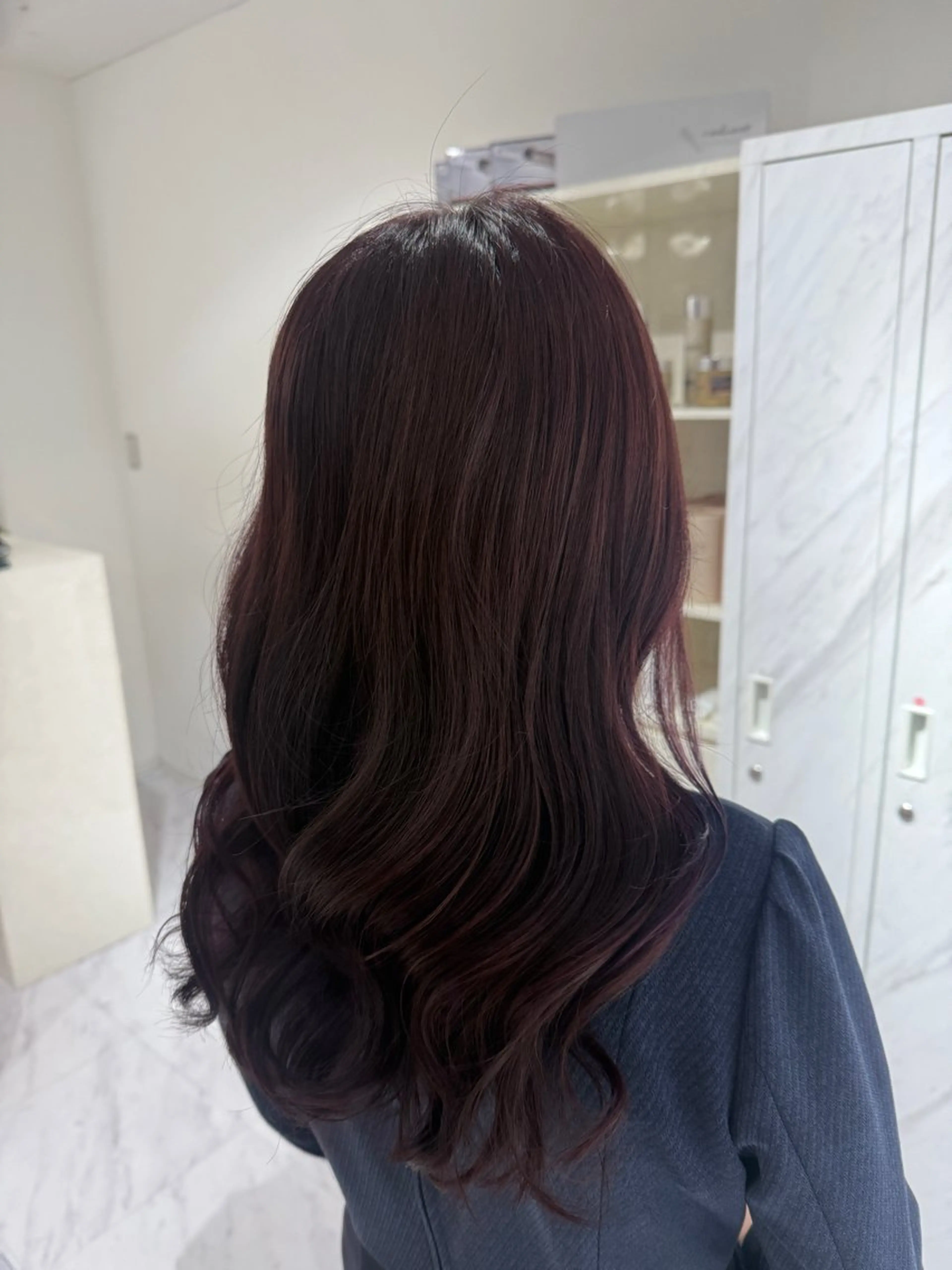 ロング ヘアカラー 八鍬 梨央菜のヘアスタイル