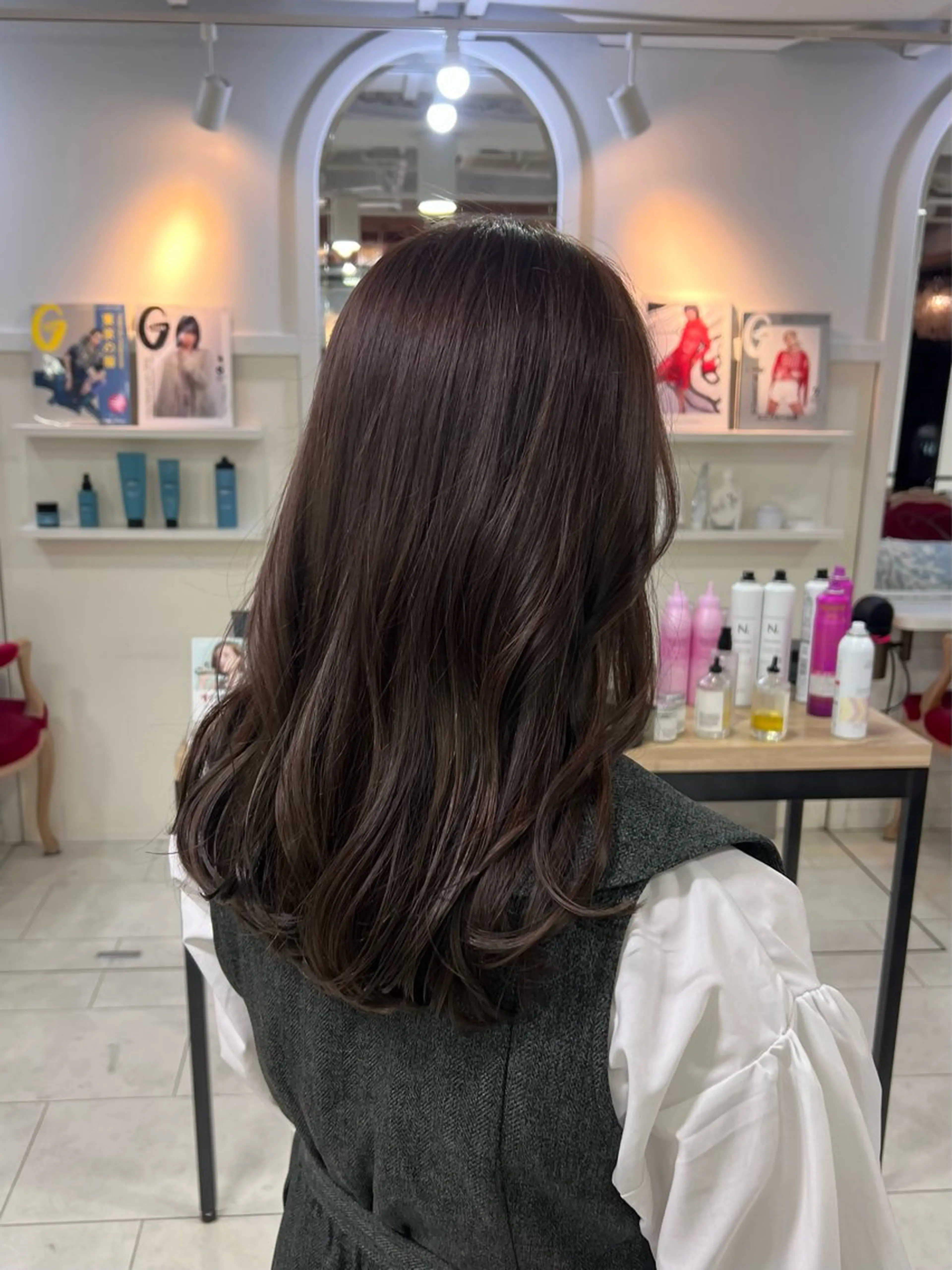 セミロング ヘアカラー QUEEN’S GARDEN by K-two Shinsaibashi所属・ガーリーヘア🩰♡ yuiのヘアスタイル