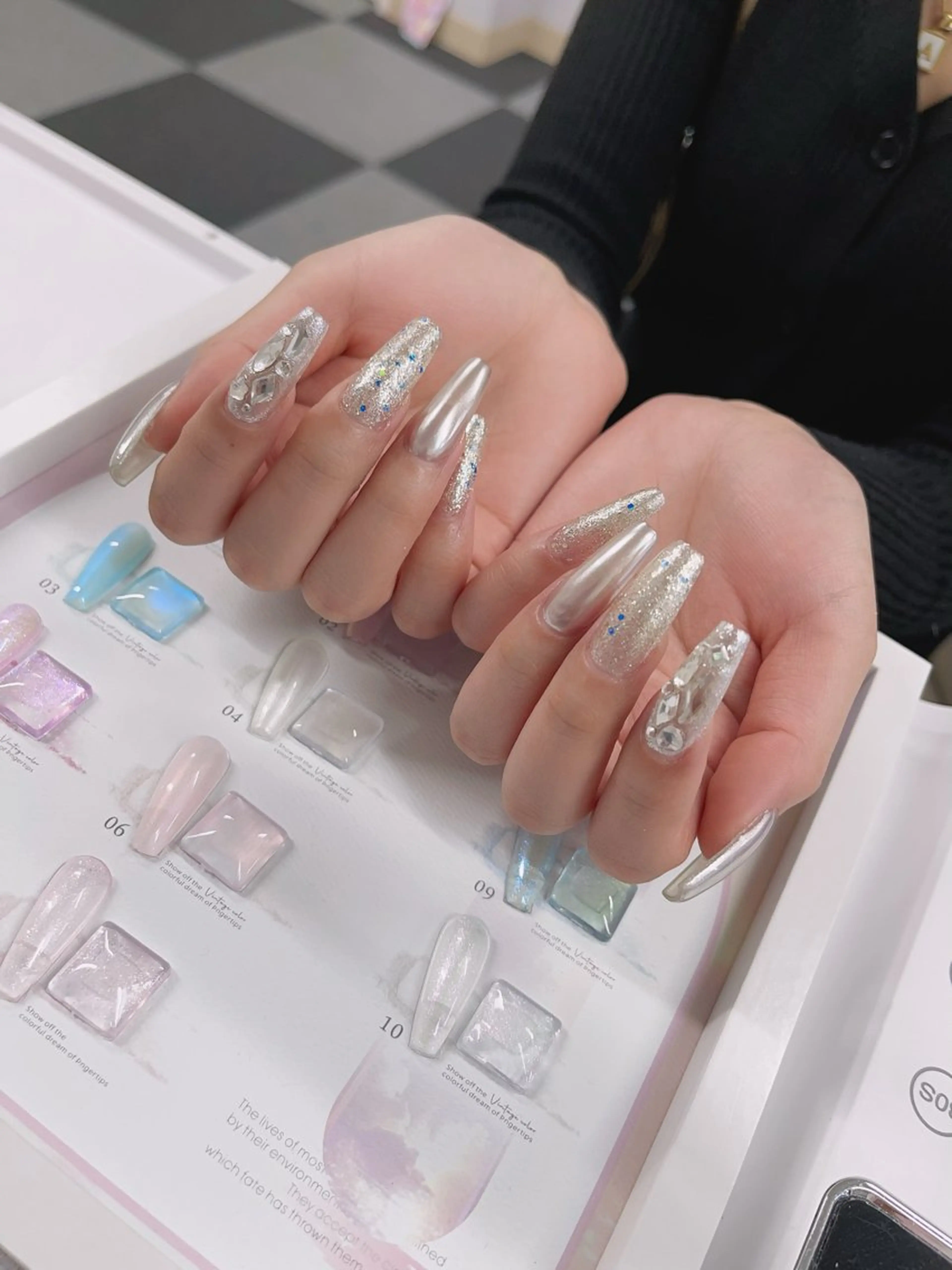 ネイル ラメ(グリッター) ミラーネイル ハンドネイル nail  salon  AI所属・nail salon AIのネイルデザイン