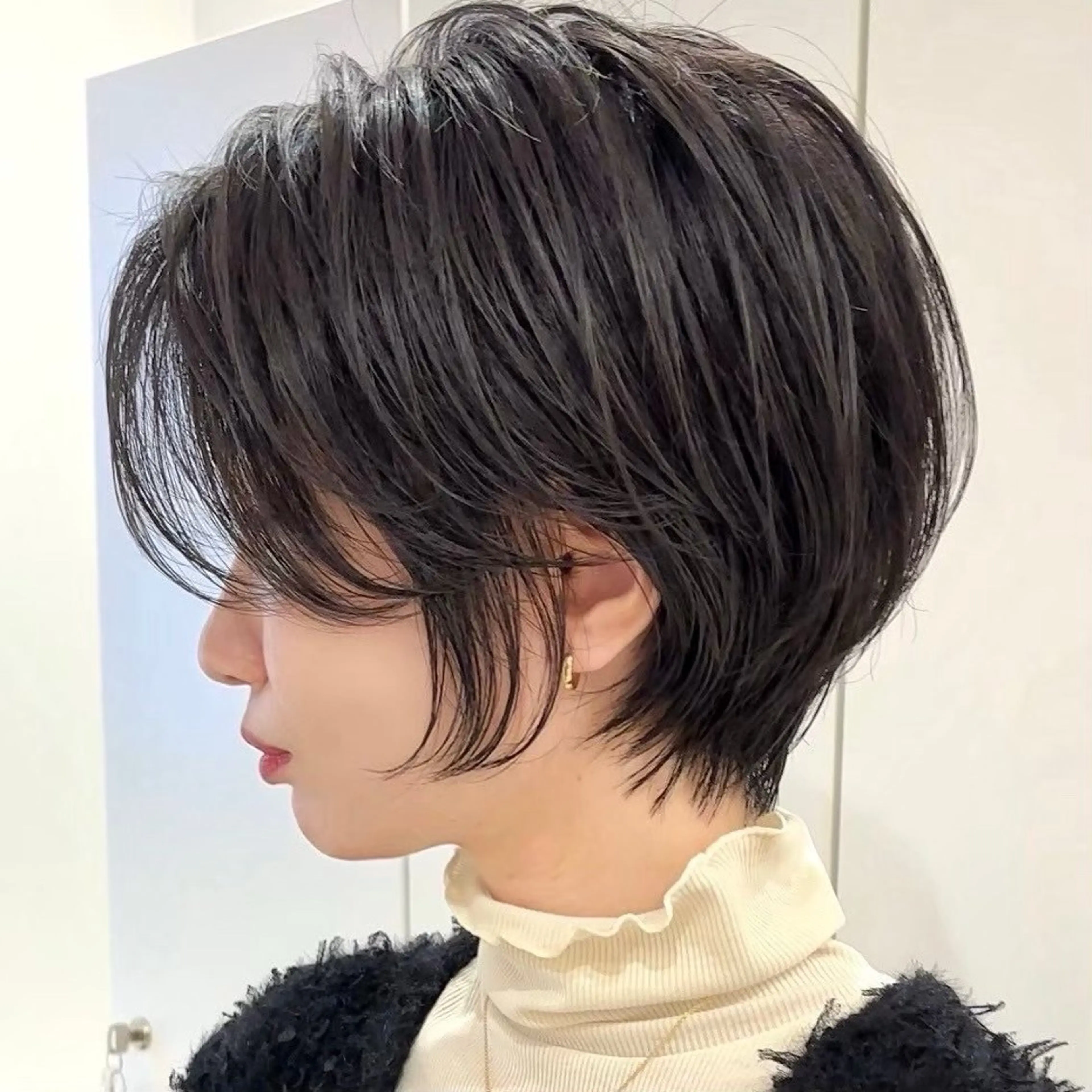 ショート カット ヘアカラー トリートメント 【いっせい】似合わせ カット✂️縮毛矯正のヘアスタイル