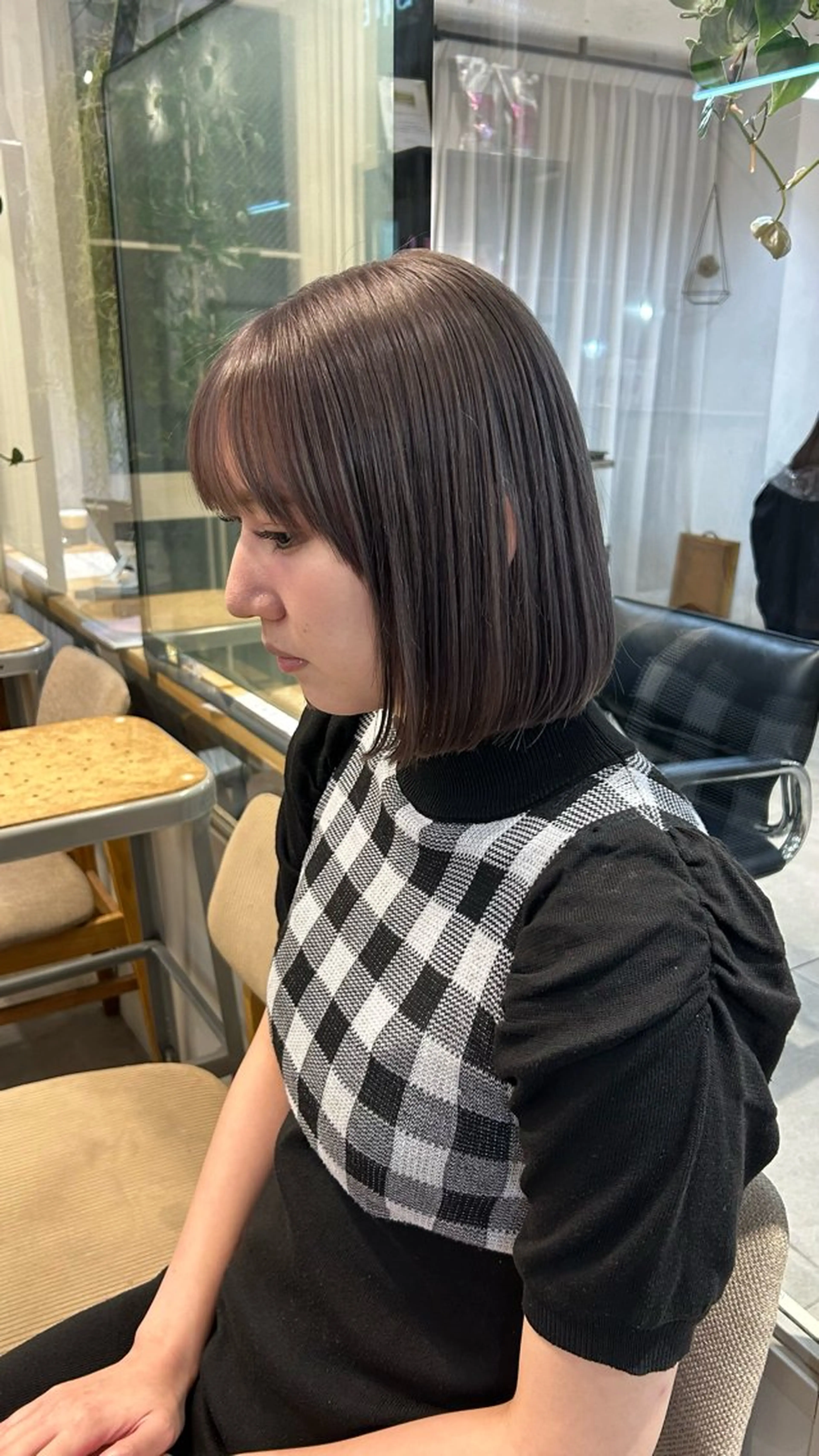 ショート カラー カット ヘアカラー トリートメント Lomalia Moemiのヘアスタイル