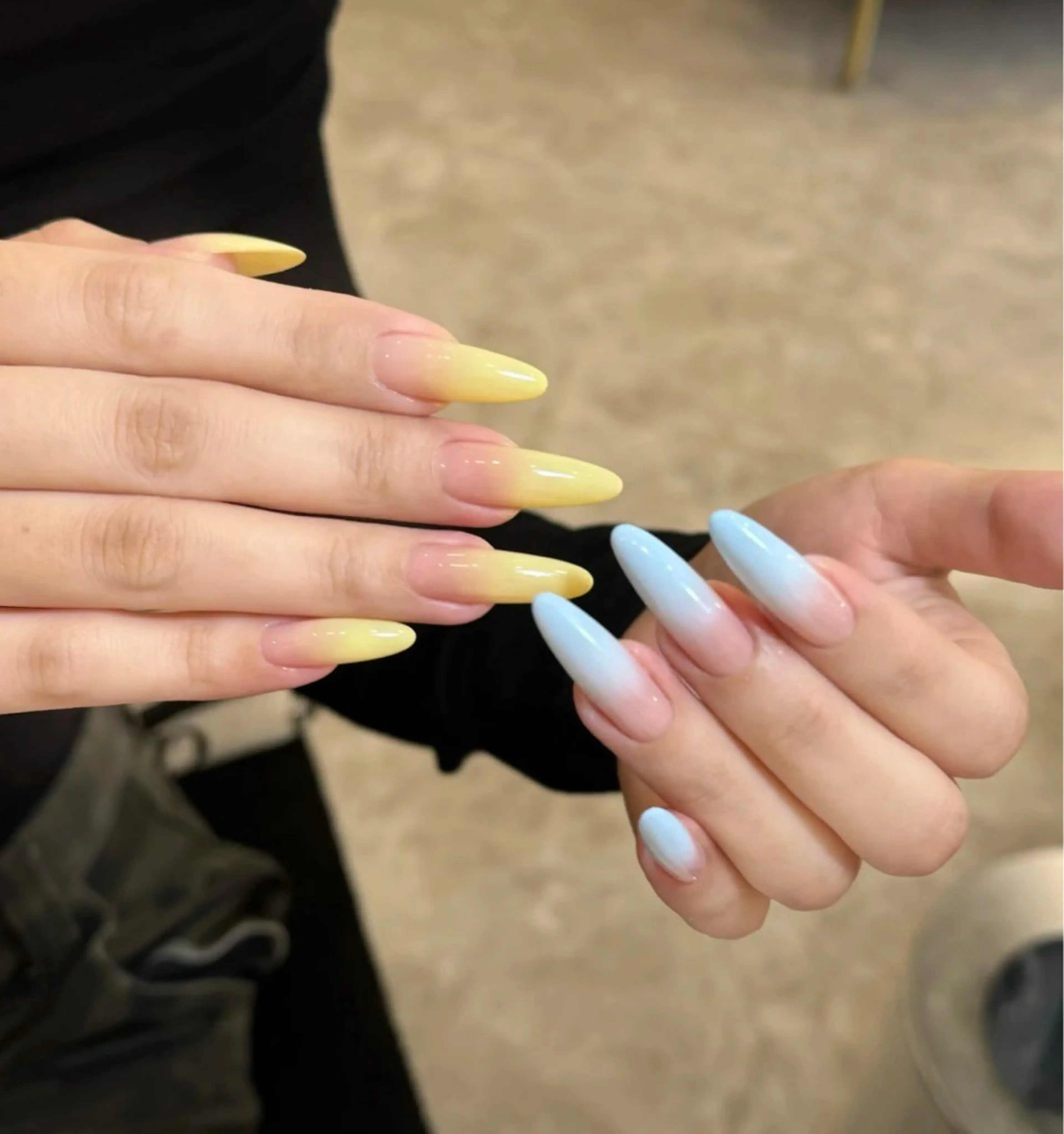 【初回ソフトジェルオフ無料】HANDカラーグラデーションの写真