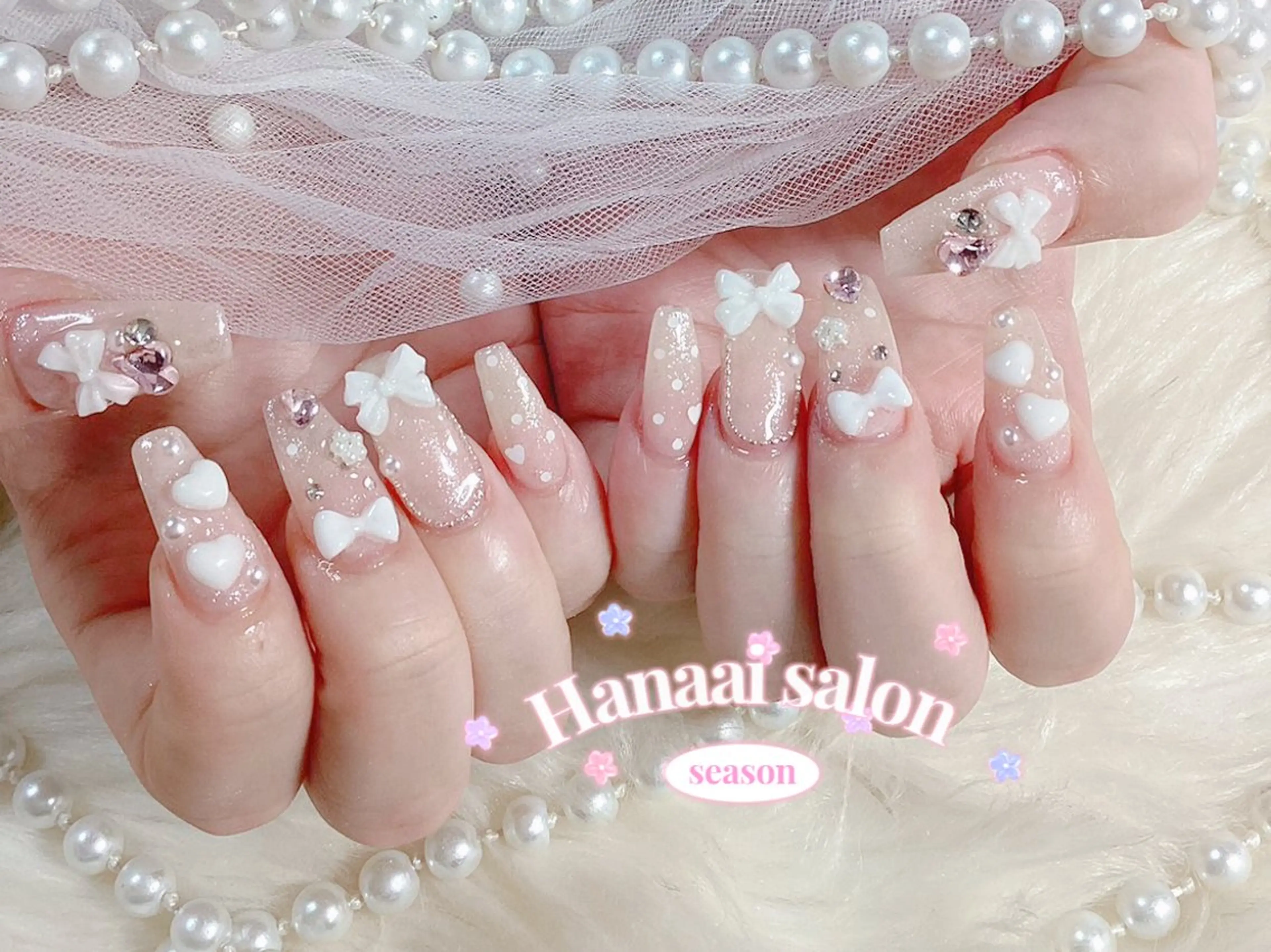 ネイル アートネイル ジェルネイル グラデーション 韓国ネイル ラメ(グリッター) ハンドネイル Hanaai Salon新宿店のネイルデザイン