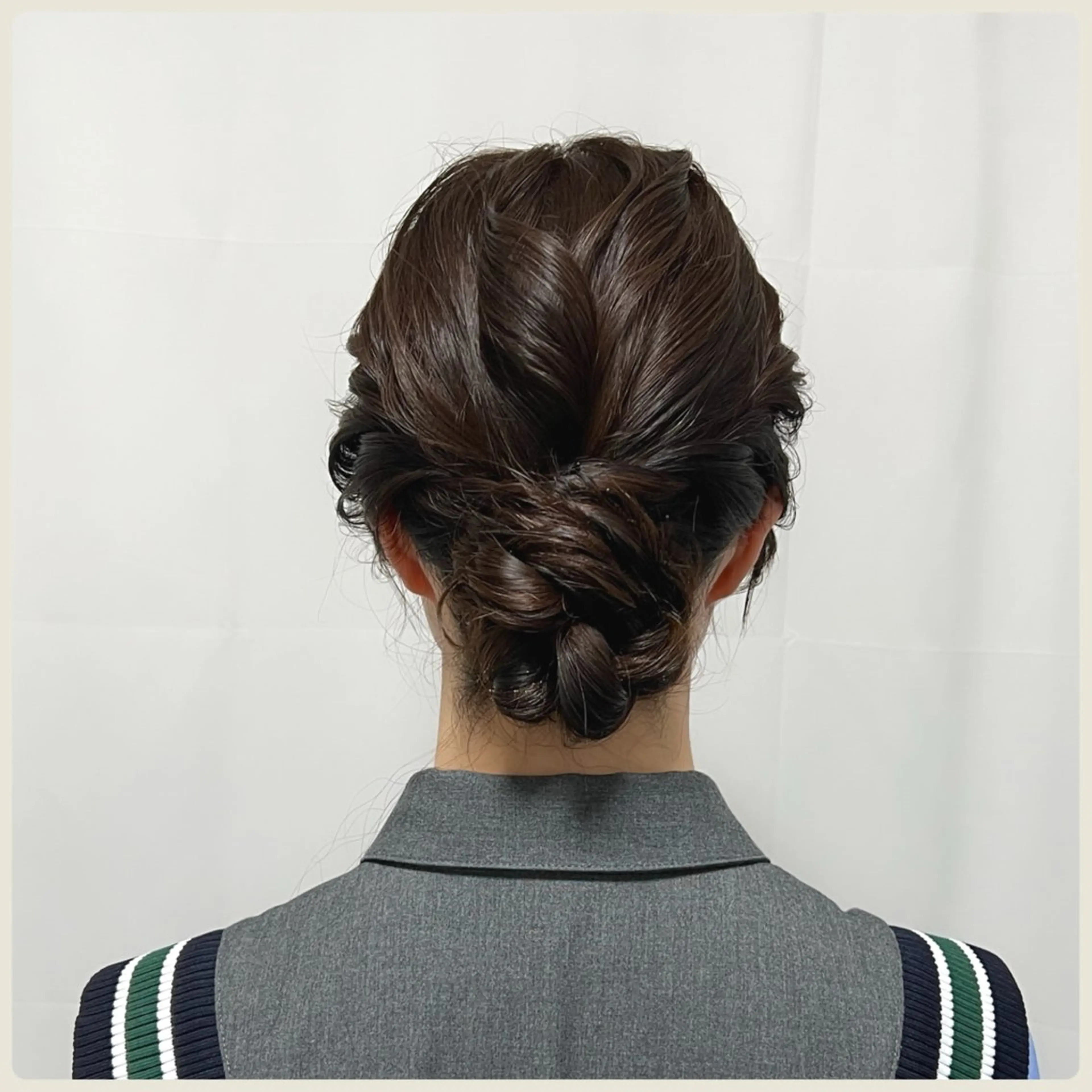 ヘアアレンジ ヘアセット CHATEAU TERRACE所属・似合うヘアメイク🪞 CHATEAUのヘアスタイル