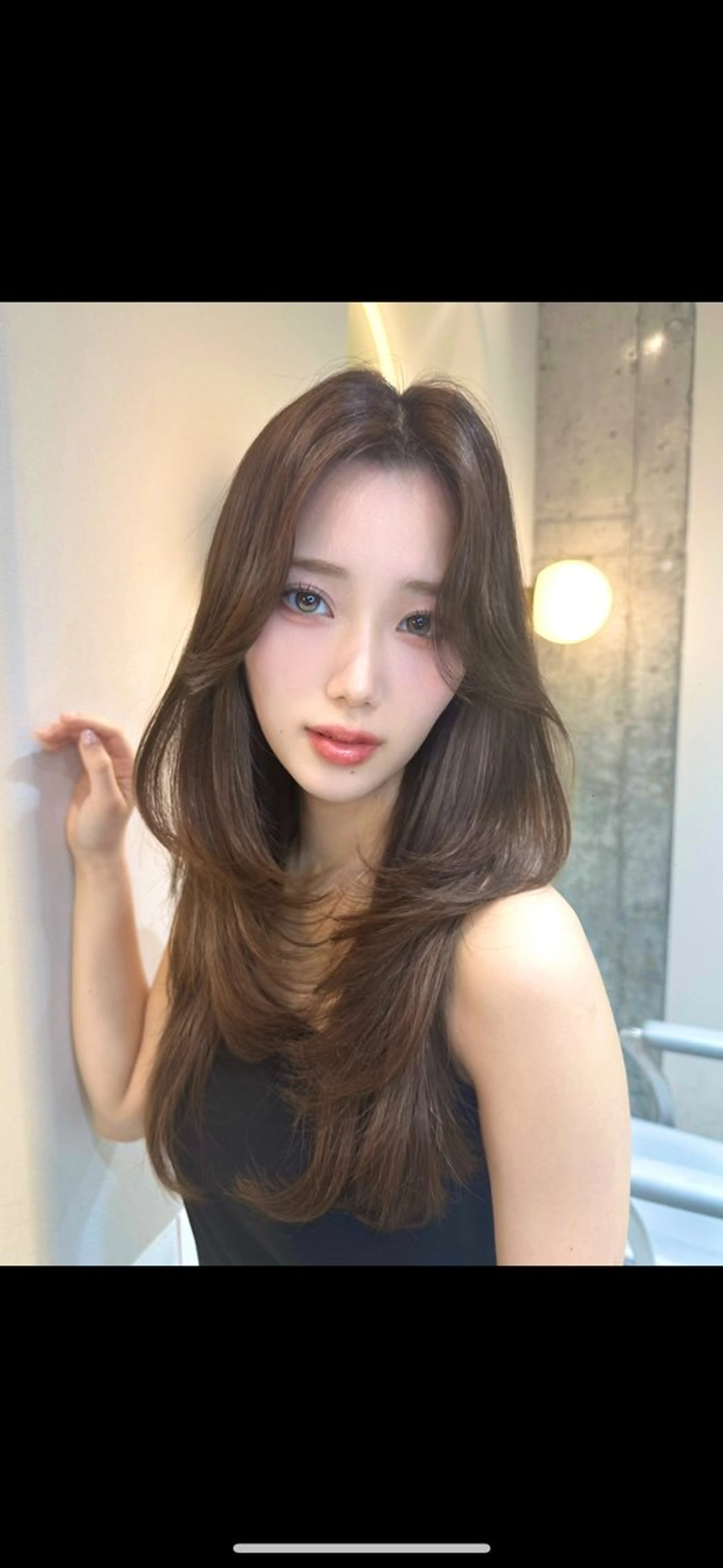 セミロング カラー カット ヘアカラー トリートメント ヘアセット 韓国レイヤー/透明感 カラー/髪質改善角所のヘアスタイル