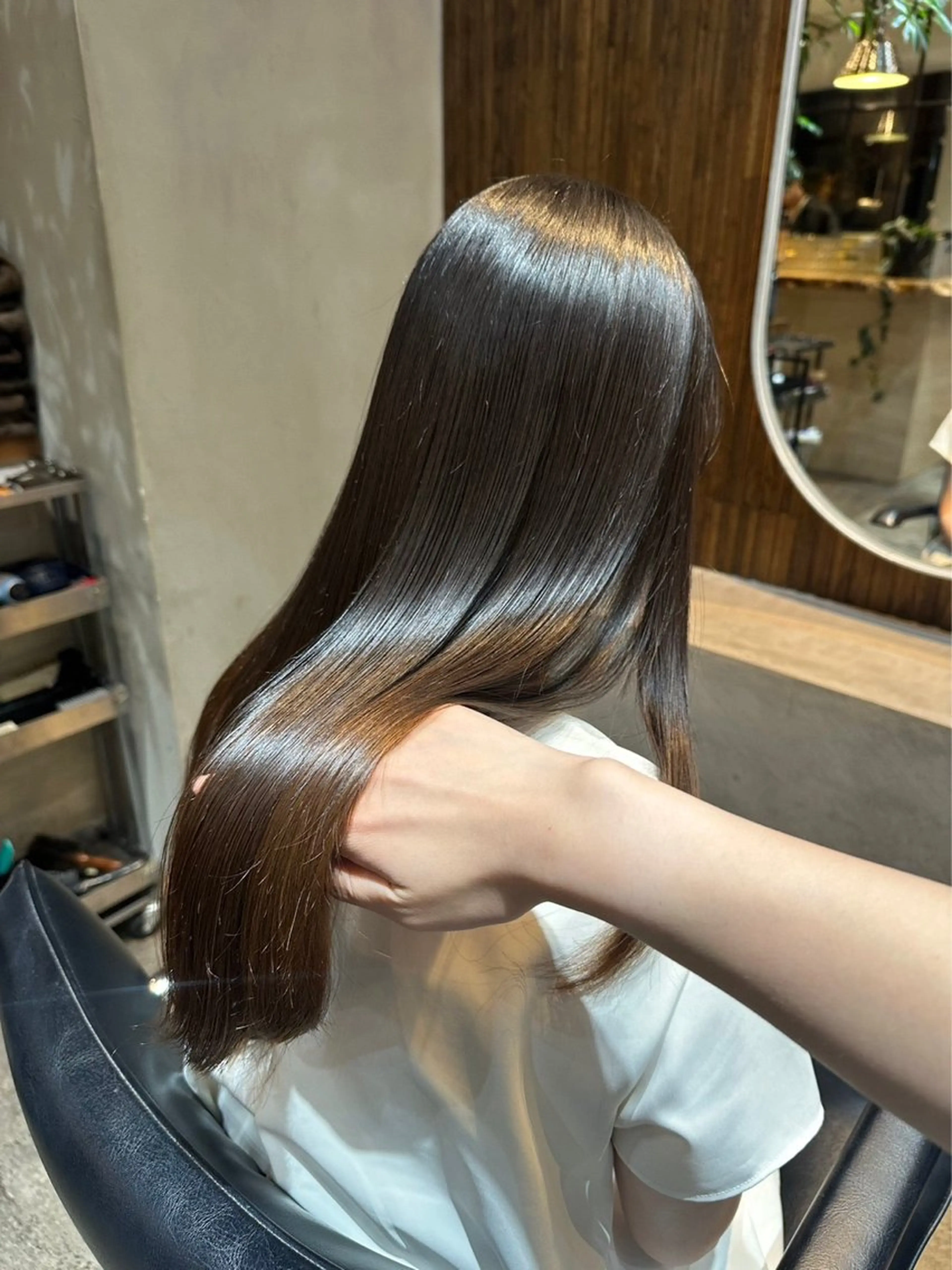 ミディアム カラー 透明感カラー カット ヘアカラー トリートメント HAVANA所属・レイヤーカット 似合わせカラーりきやのヘアスタイル