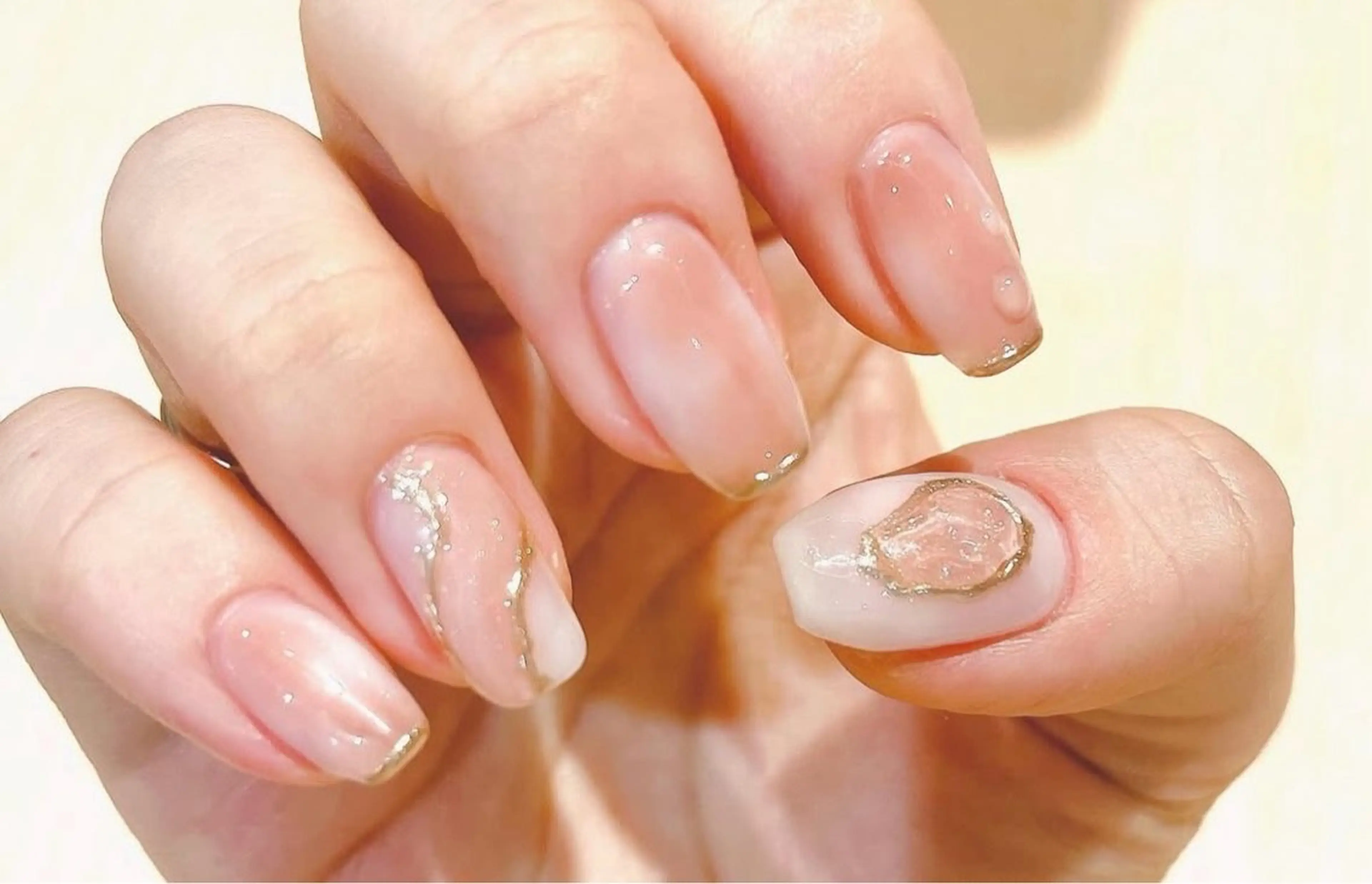 ネイル ニュアンスネイル Ito Yumiのネイルデザイン