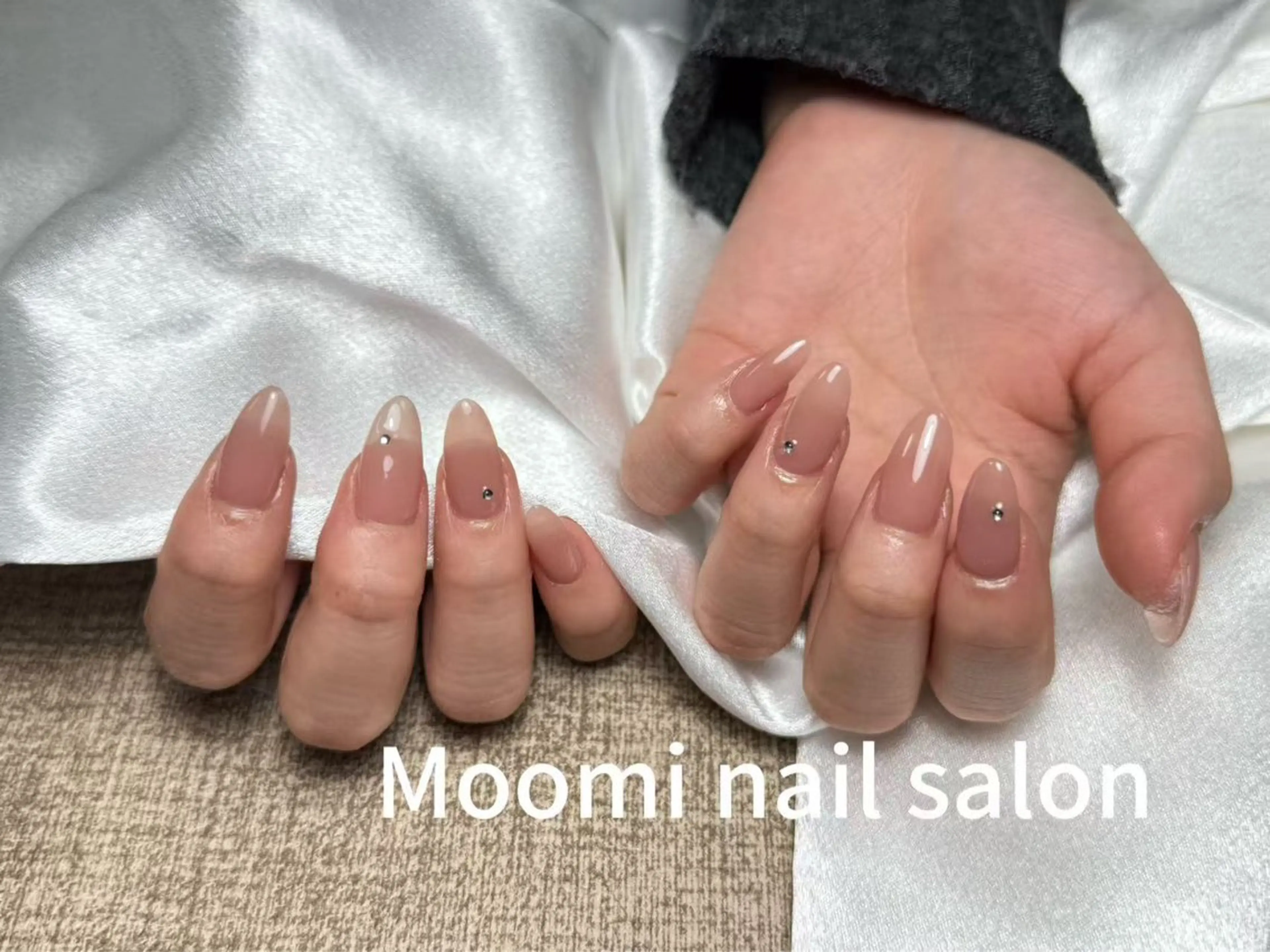 ネイル ハンドネイル Moomi なつのネイルデザイン