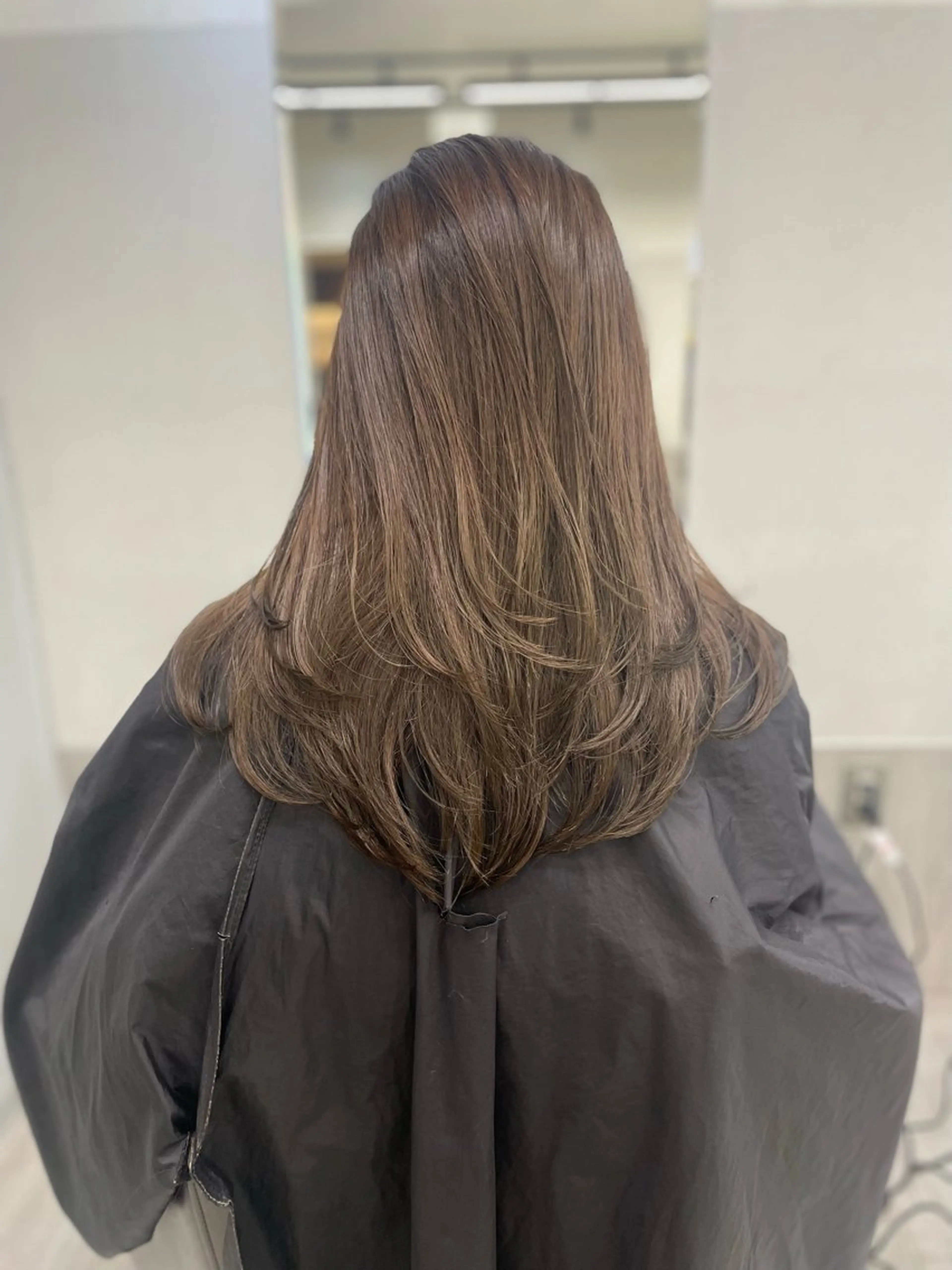 ロング レイヤーカット AIRI layer cut hairのヘアスタイル