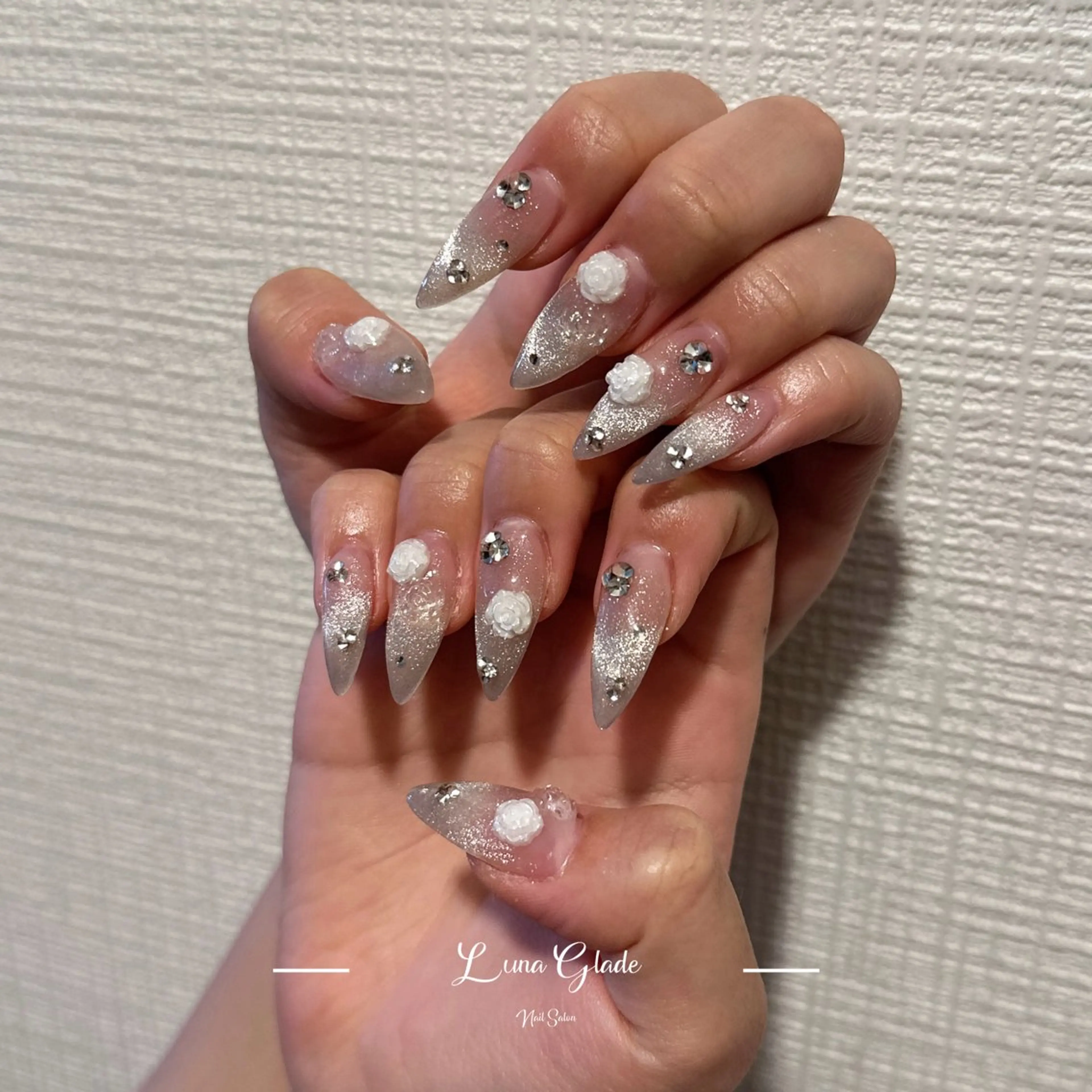ネイル ハンドネイル Luna Glade Nail Salon所属・Luna Gladeのネイルデザイン