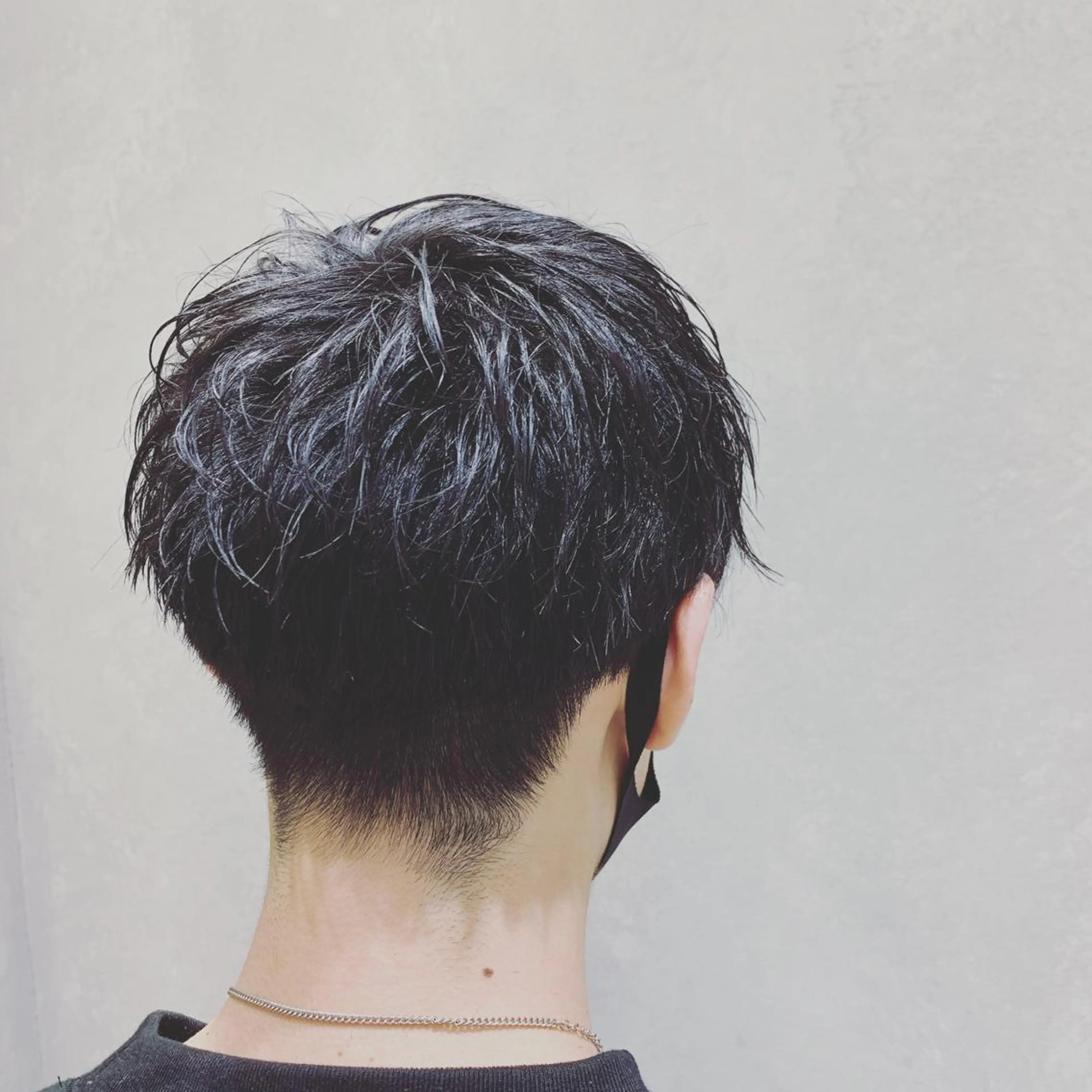 ショート カット 吉田 宙生のヘアスタイル
