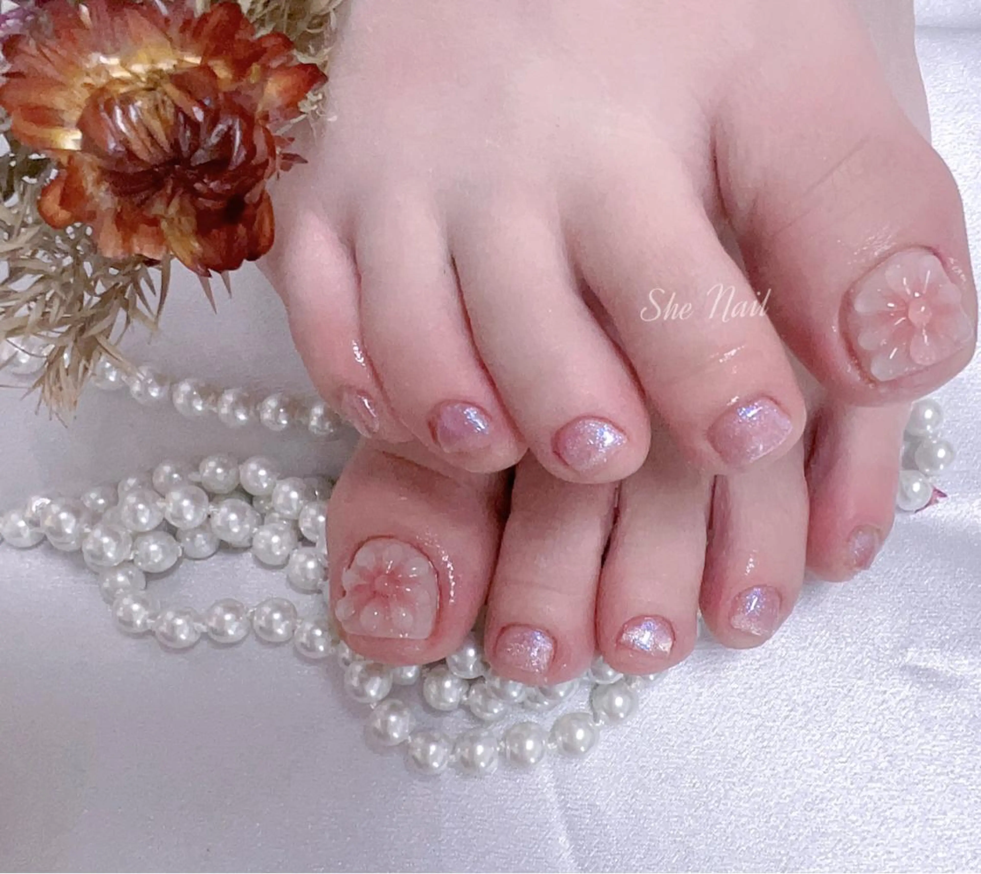 ネイル フットネイル 持ち込み 春ネイル フットネイル She   Nail所属・ISA_ BELLAのネイルデザイン