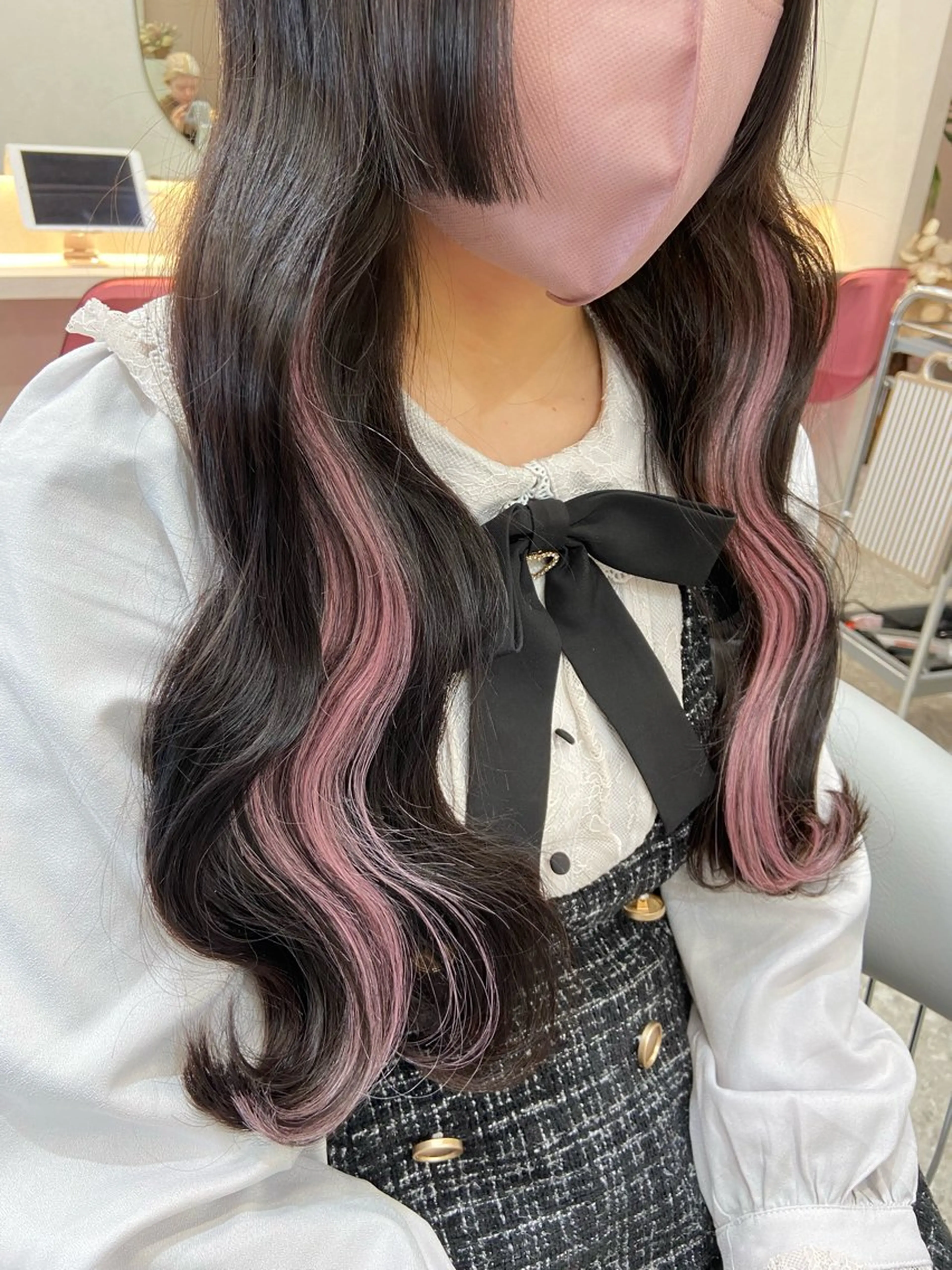 ロング カラー シールエクステ ブリーチ イヤリングカラー インナーカラー ブリーチなしカラー ヘアカラー トリートメント エクステ 新宿/韓国ヘア 中明度カラー/かやのヘアスタイル