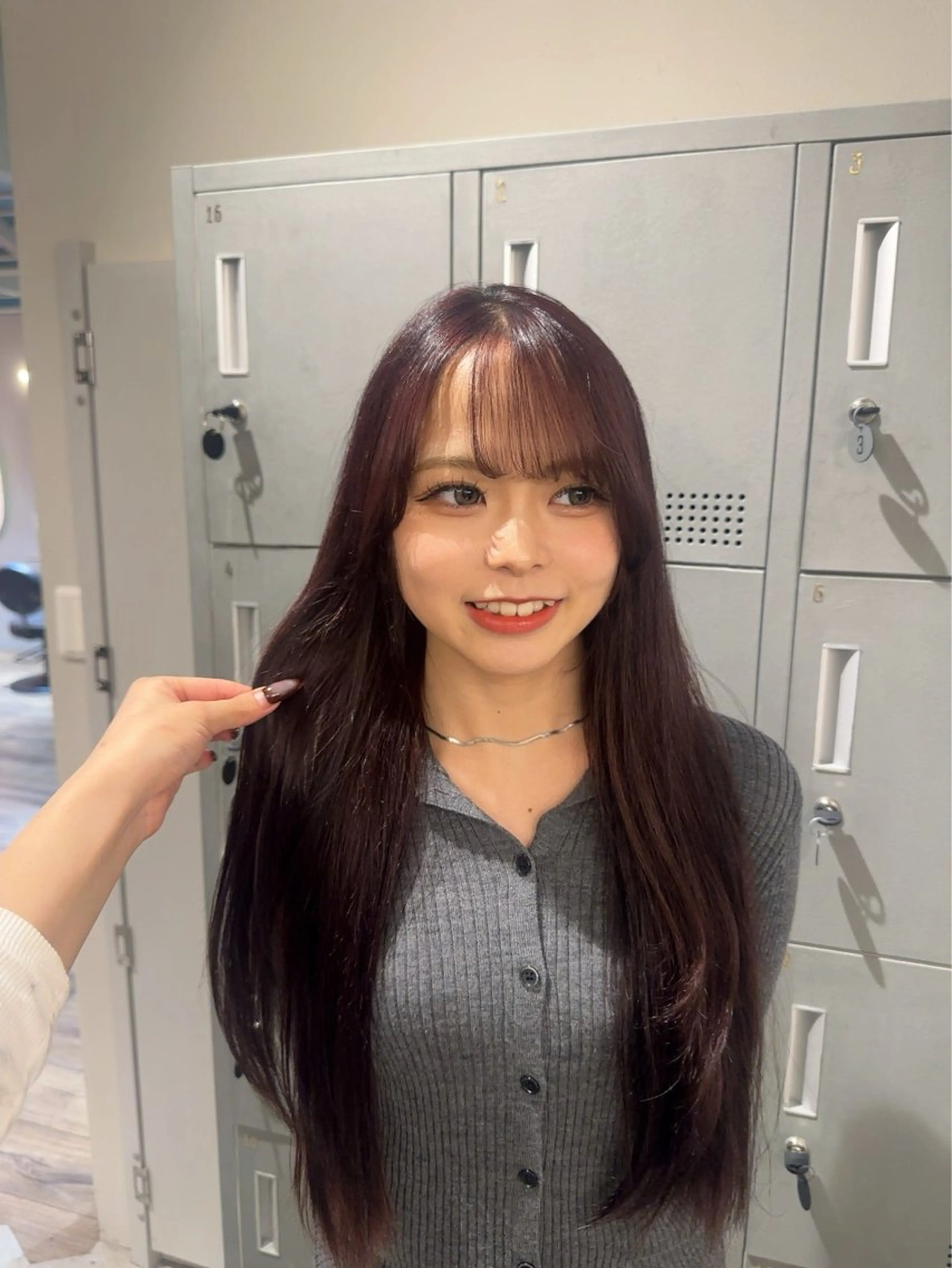 ロング 透明感カラー/レイ ヤーカット/KaHoのヘアスタイル