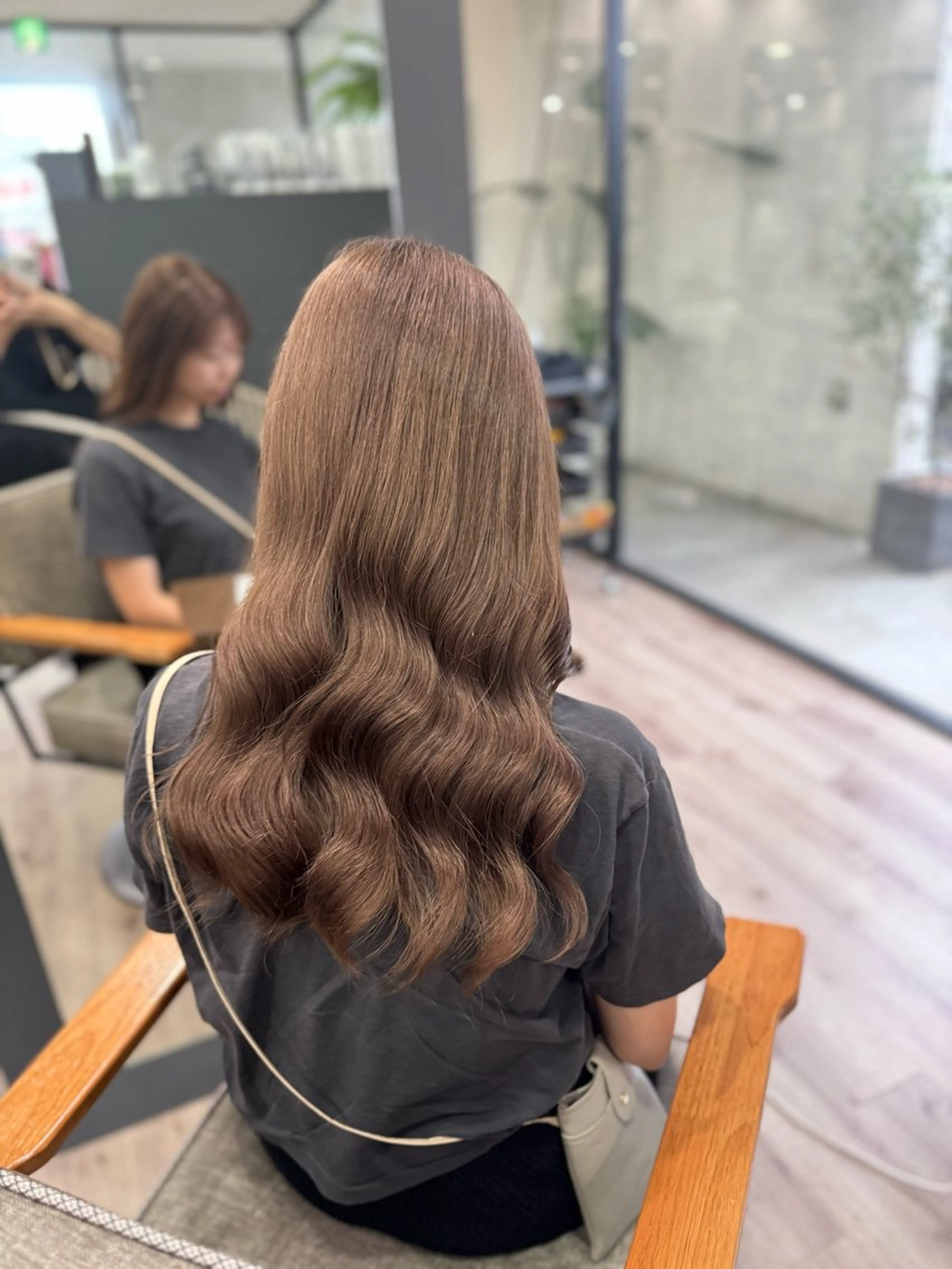 カラー ヘアカラー 小川 愛遥のヘアスタイル