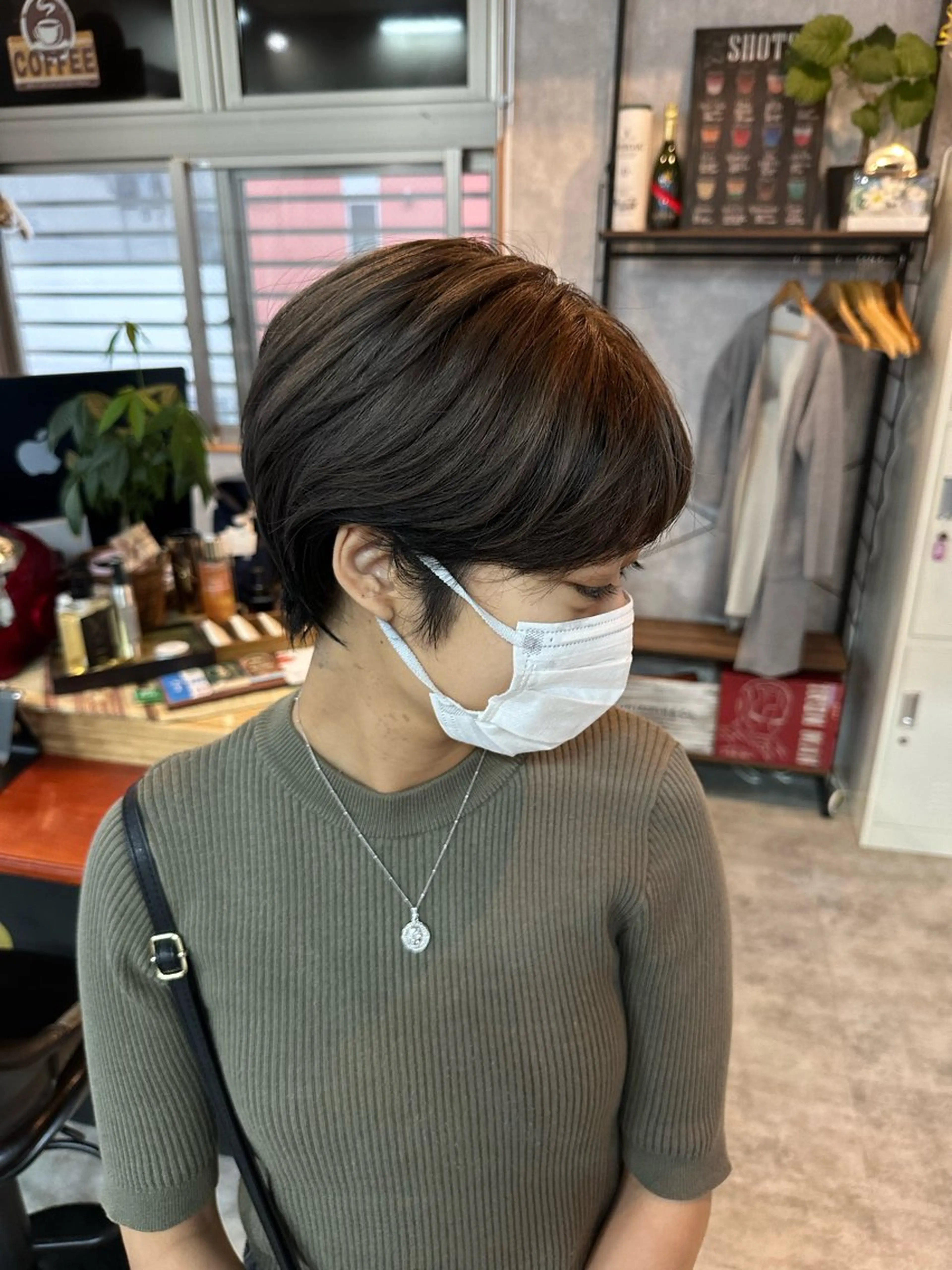 ショート 切りっぱなしボブ ショートボブ ハンサムショート 丸みショート ボブ カット ヘアカラー トリートメント C’LD hair  produce /シールドヘア所属・モテ髪/ボブ/ショー ト/アダチフウトのヘアスタイル