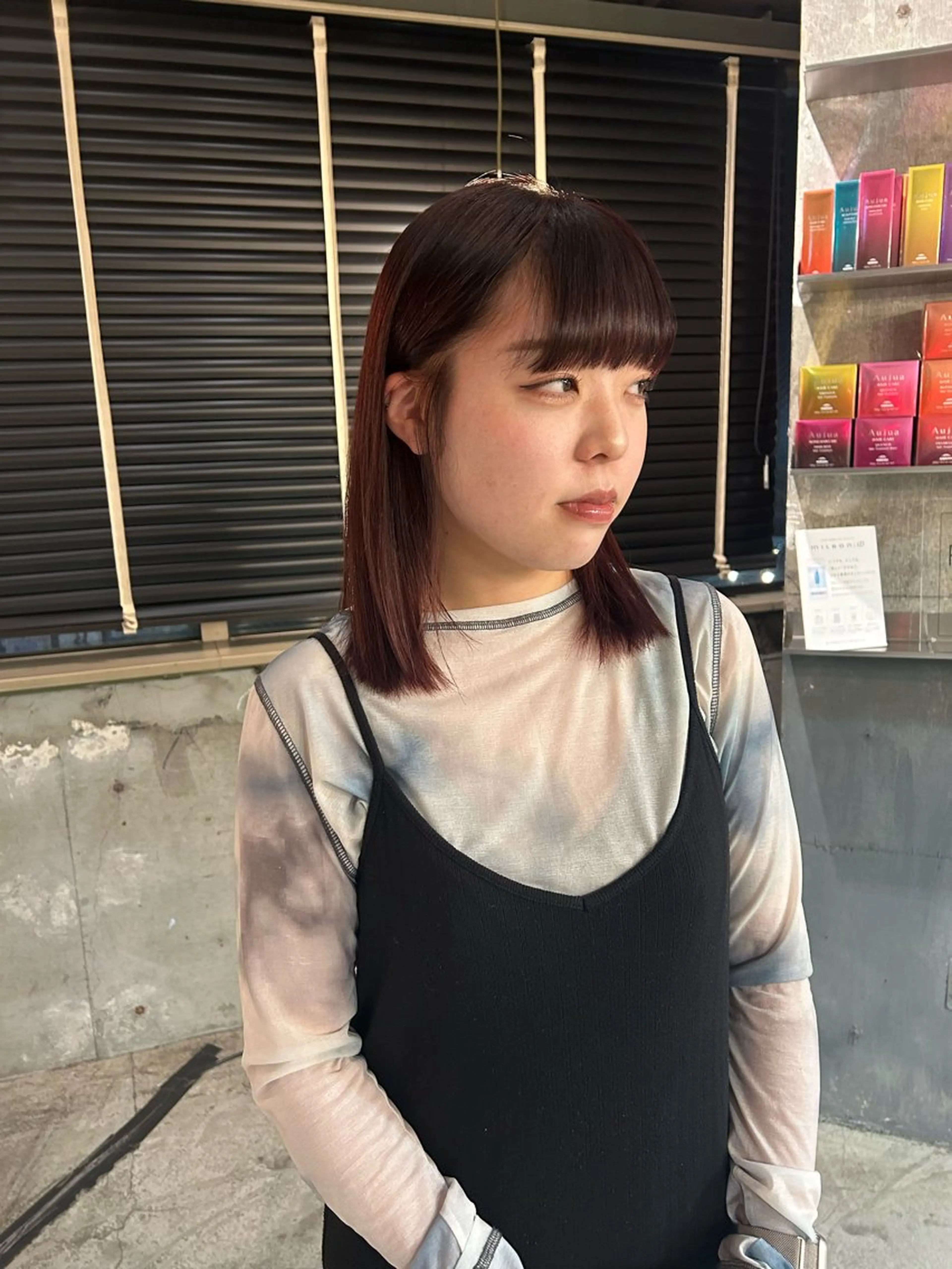 ミディアム カラー ブリーチ ダブルカラー ブリーチなしカラー ヘアカラー トリートメント 丸みショート /nagisaのヘアスタイル