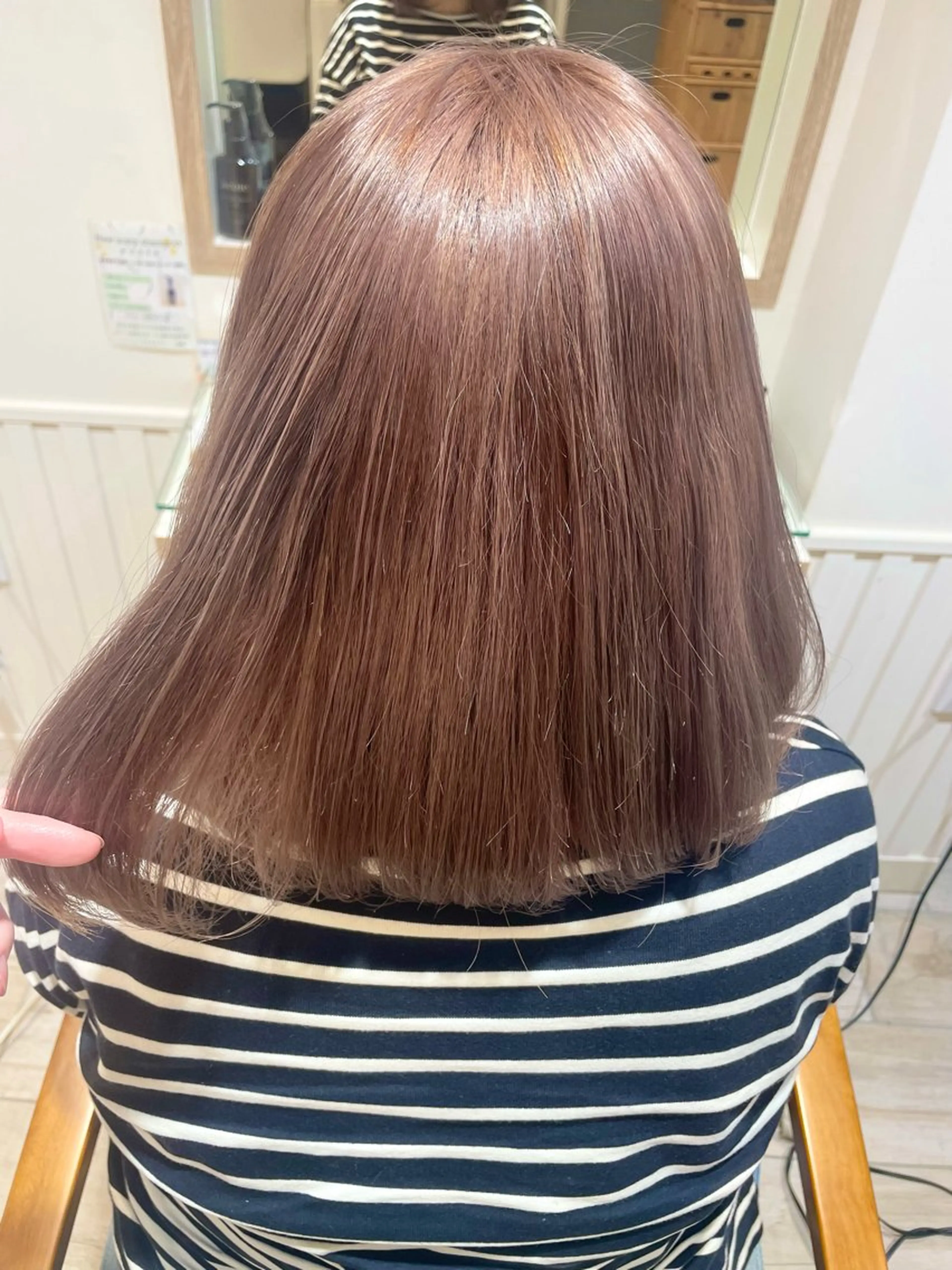 ミディアム カラー アッシュ ベージュカラー ピンクカラー ピンクベージュ 暖色/ハイトーン 🎀mizukiのヘアスタイル