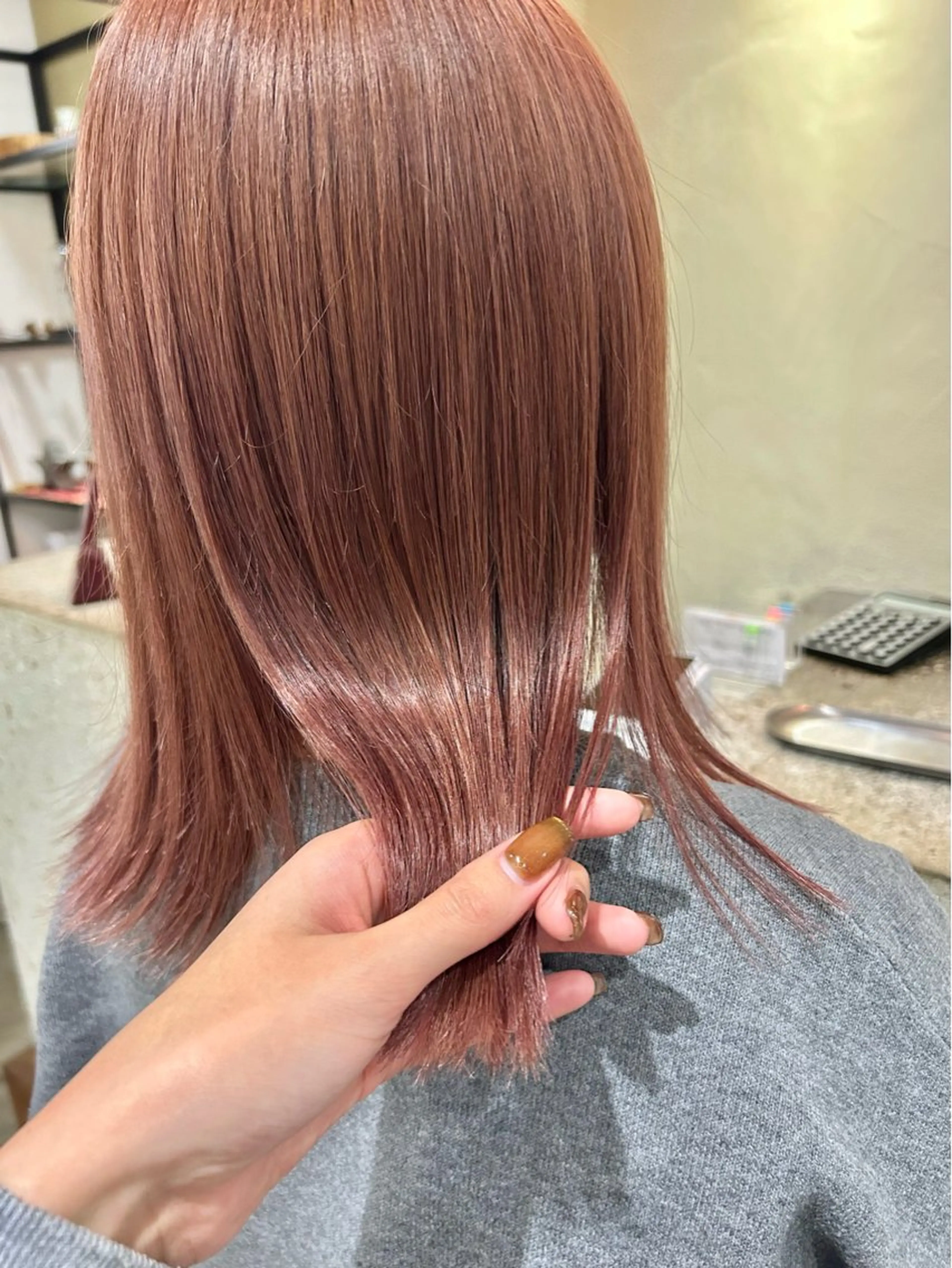 セミロング カラー トリートメント 𝙮𝙪-𝙧𝙞｡ 透け感color🌙のヘアスタイル