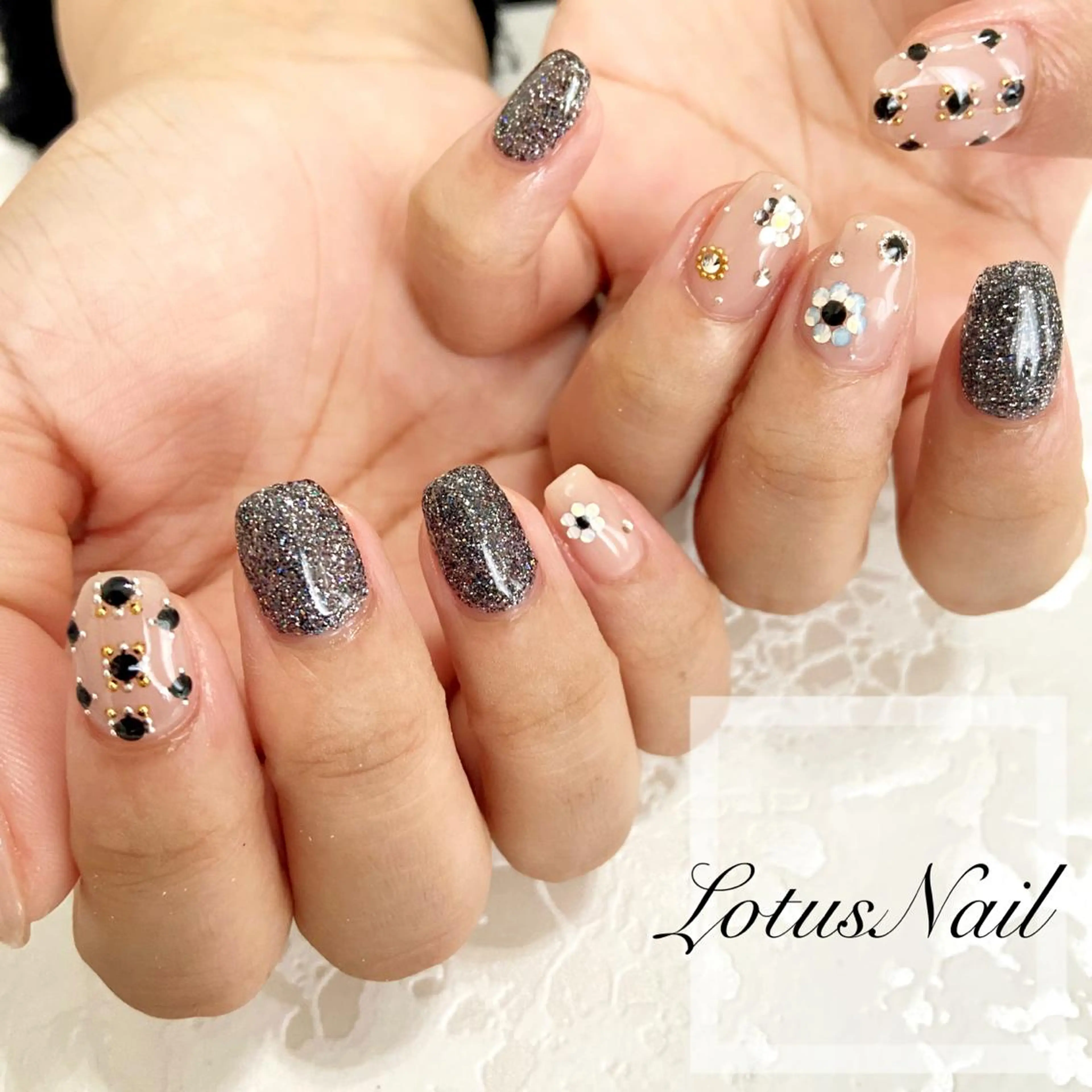 ネイル ハンドネイル Lotus Nailのネイルデザイン