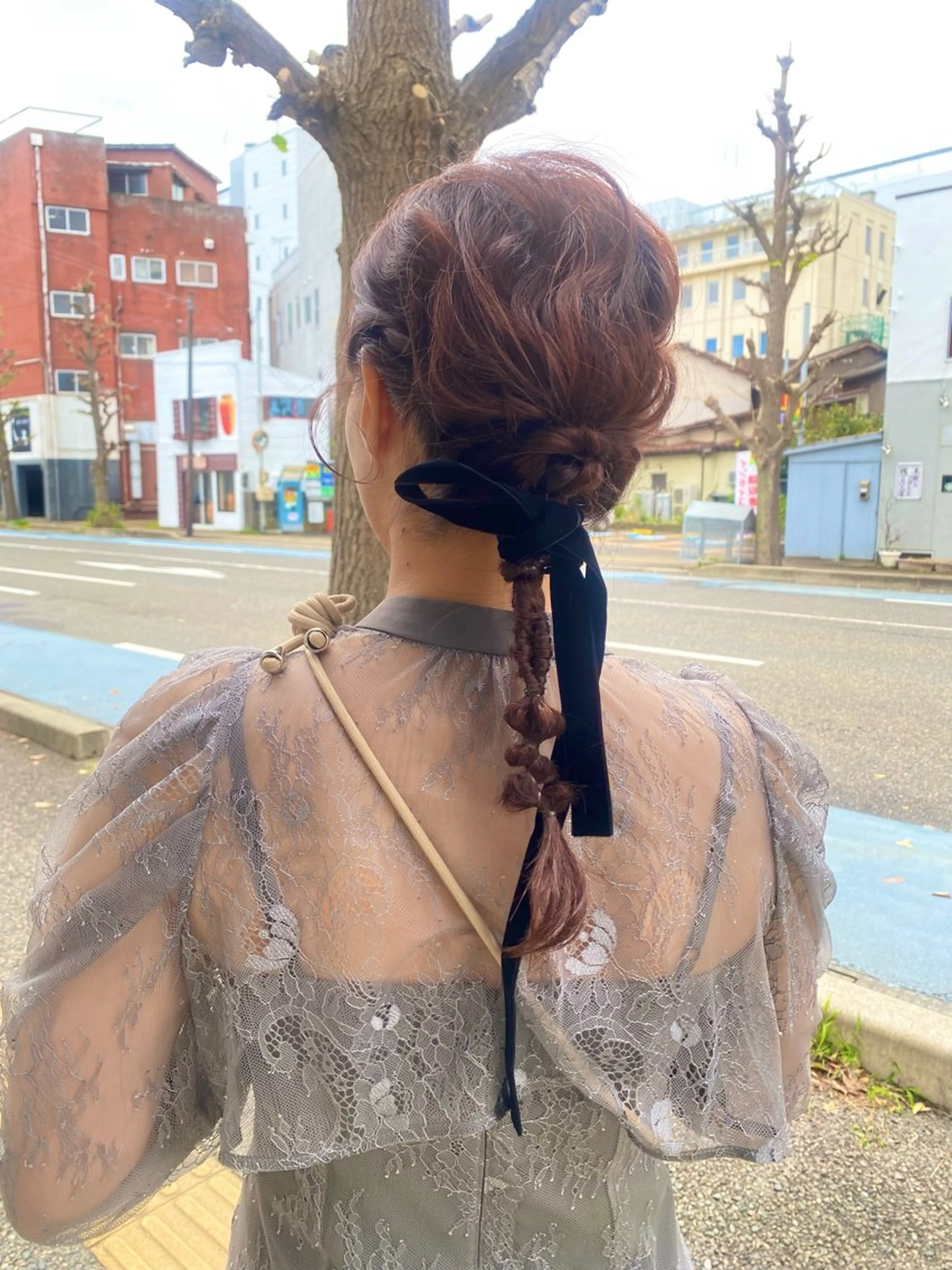 ミディアム 小日向 沙織のヘアスタイル