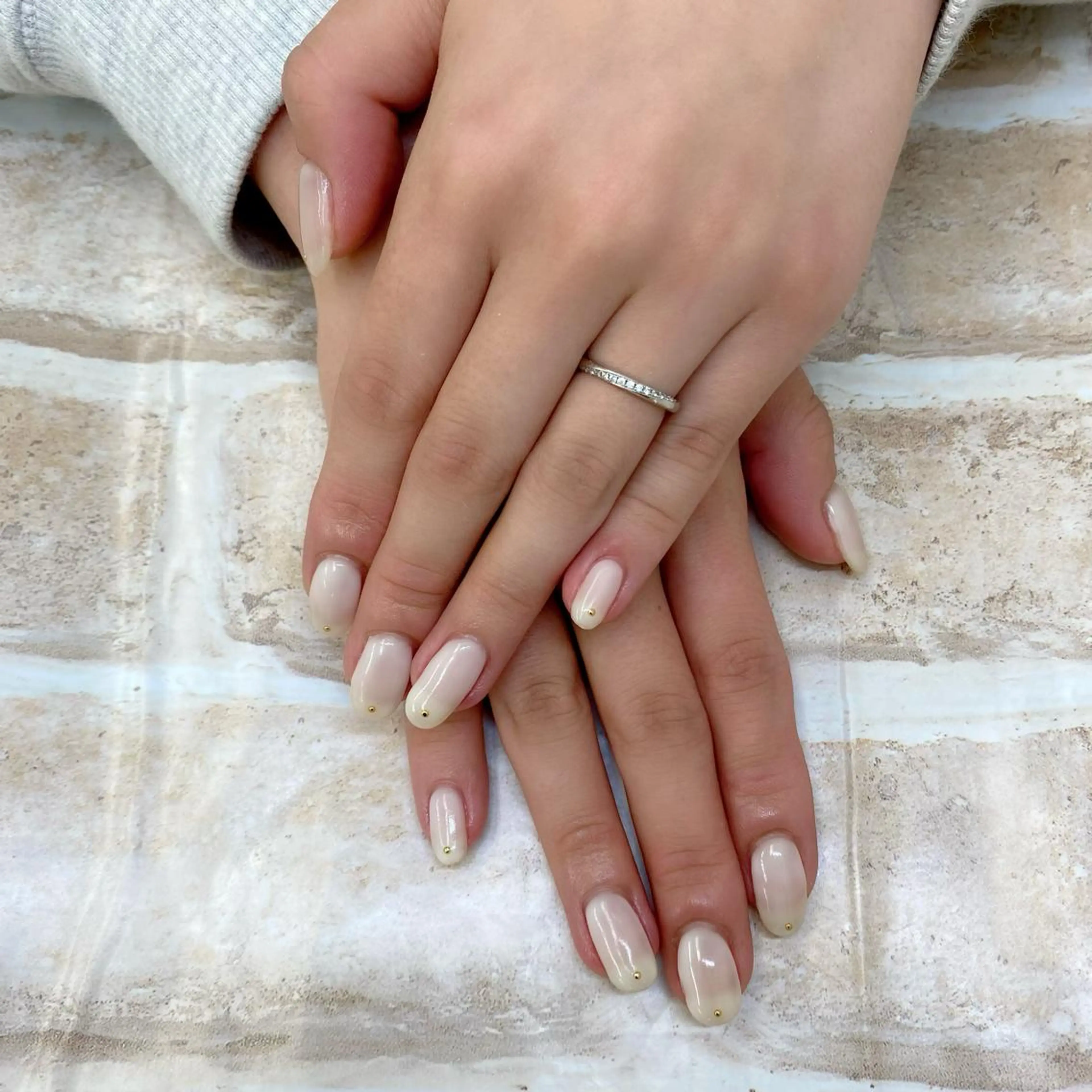 ネイル ゴールド Can I Dressy  溝ノ口店所属・F. Neneのネイルデザイン