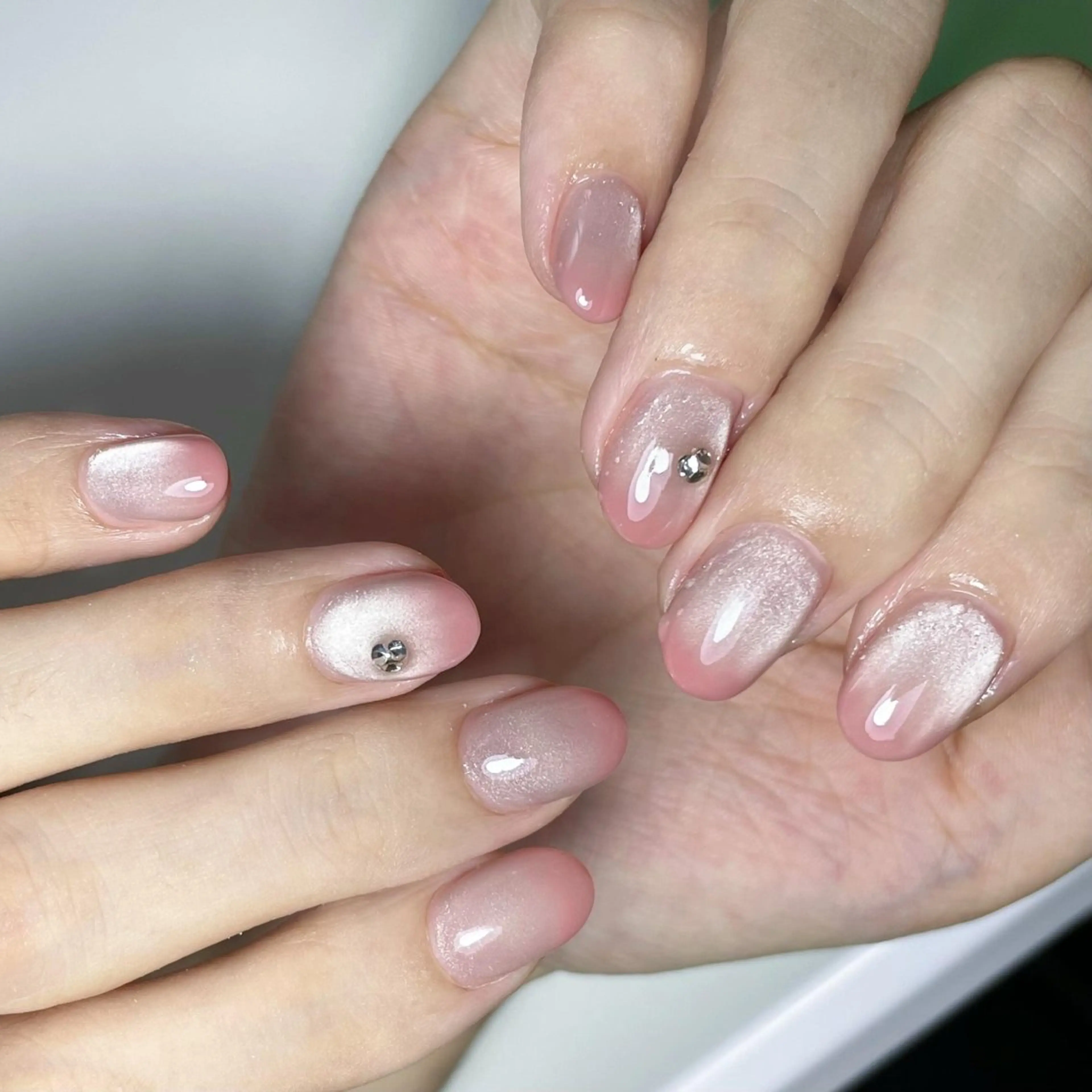 ネイル EE.Nail所属・FuFu.Nail 2️⃣番のネイルデザイン