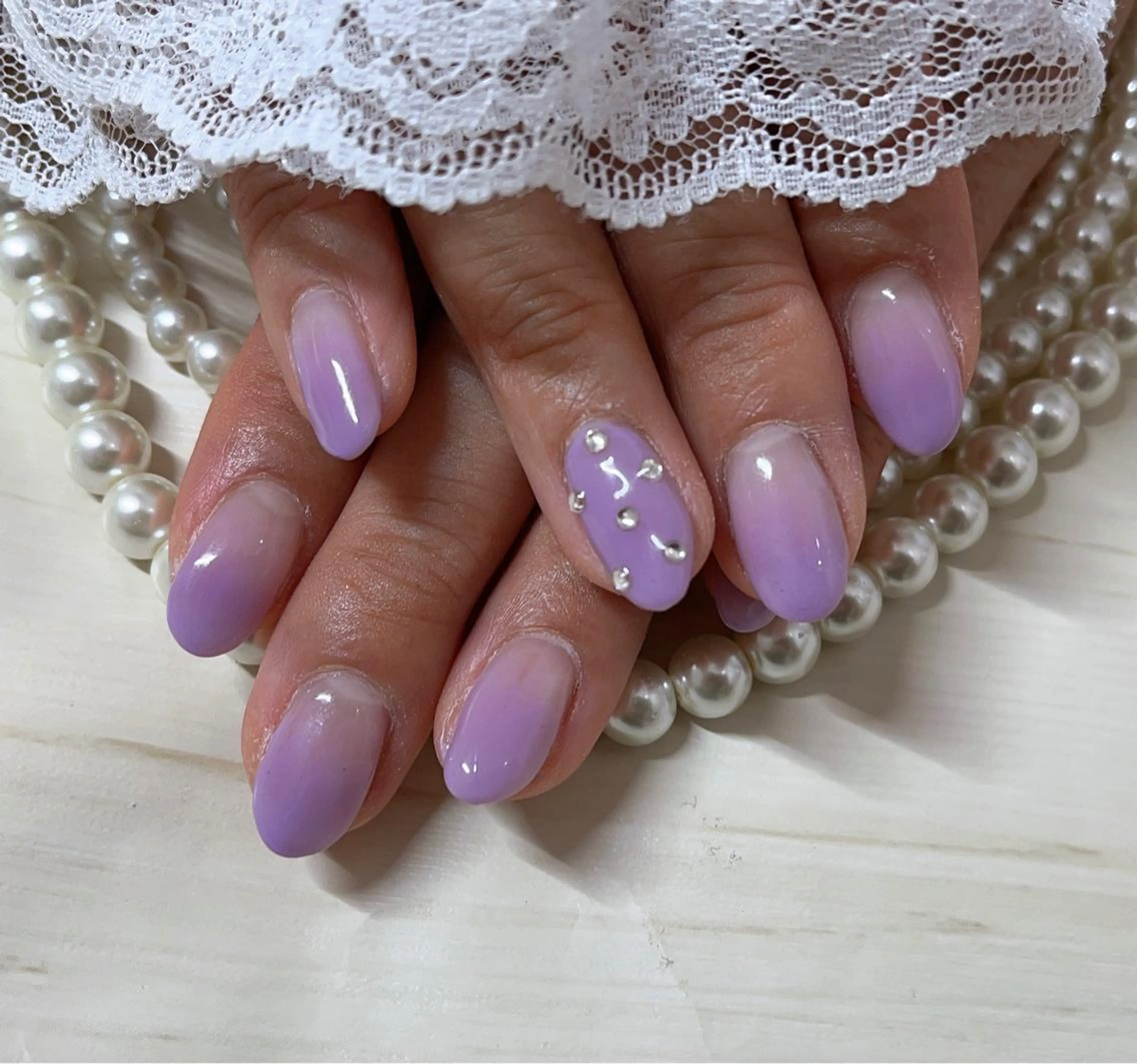 ネイル グラデーション privatenailsalon me所属・kato tomomiのネイルデザイン