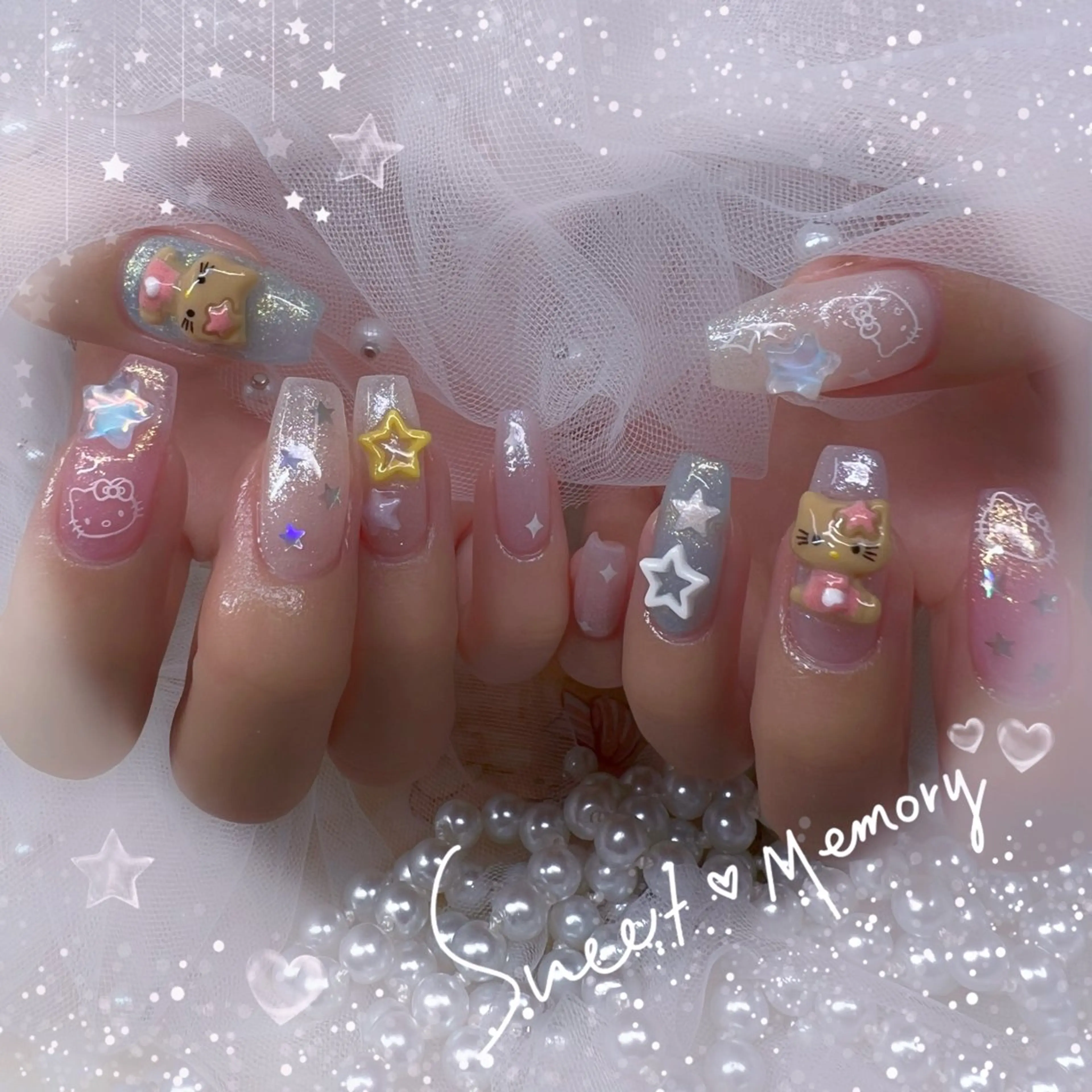 ネイル チークネイル フレンチネイル ガーリー ガラスフレンチ グラデーション ハンドネイル ハンドケア Chill Nailsalonのネイルデザイン