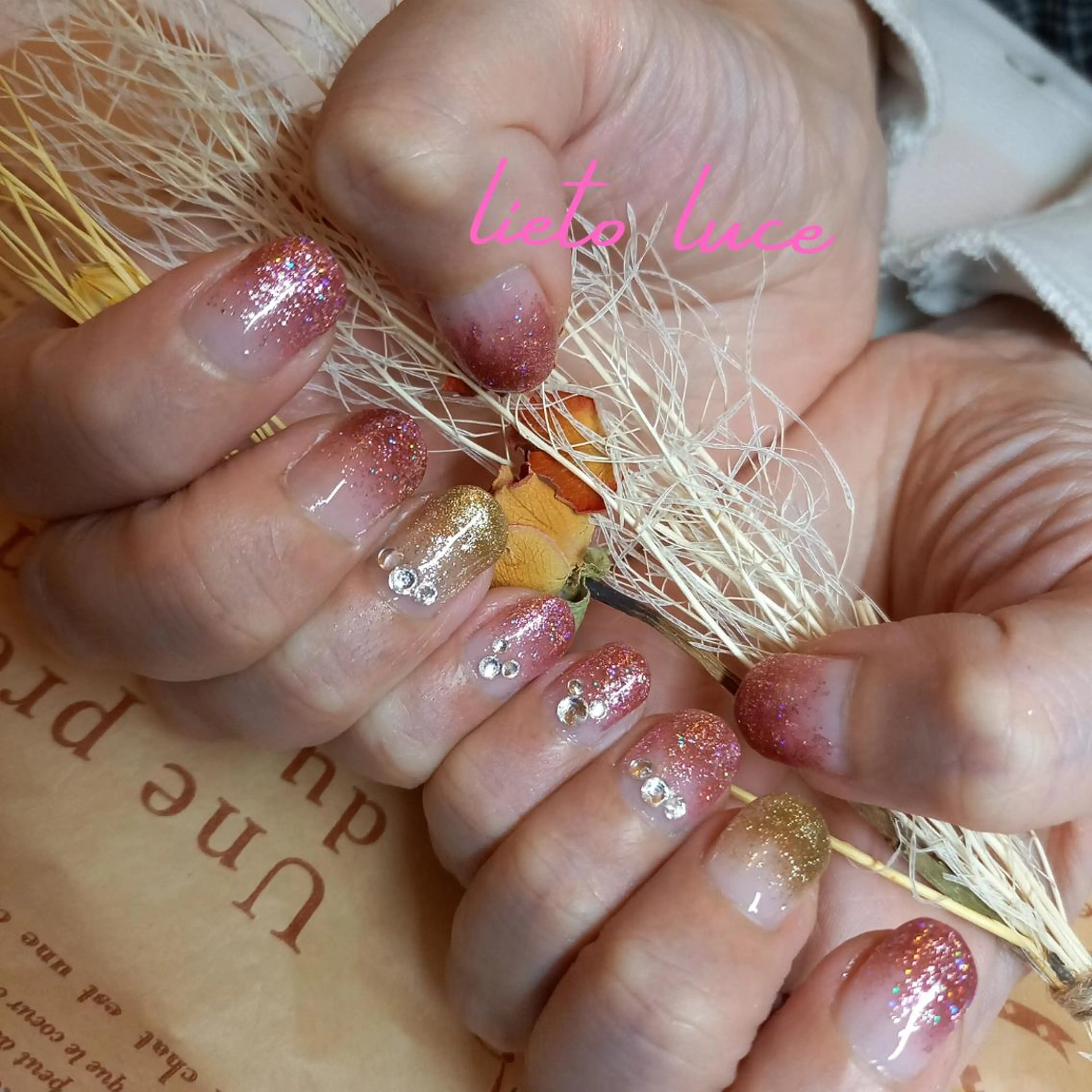 ラメグラ(オフ有無&ケア込)2色までOK💅の写真