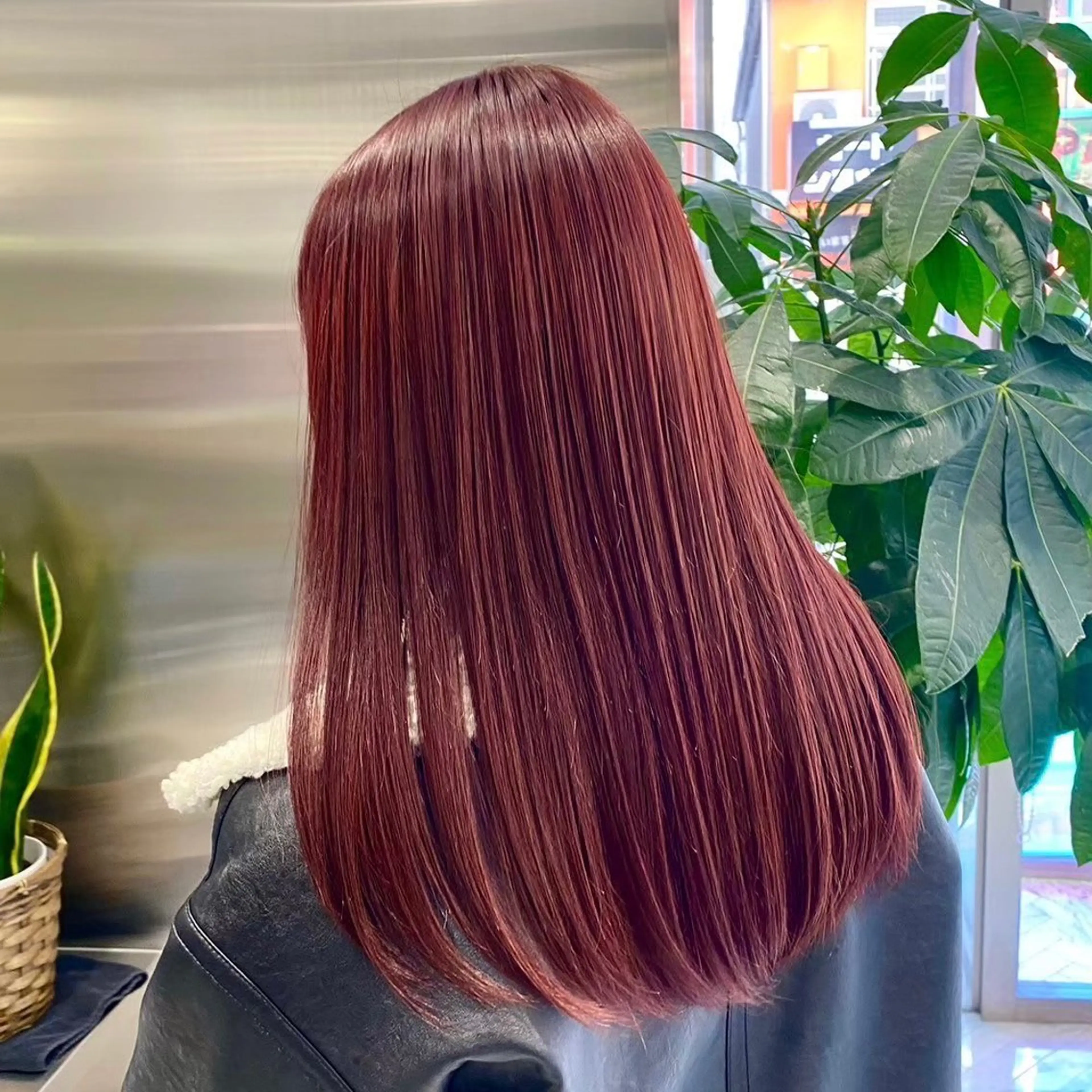 セミロング カラー ヘアカラー sawaka🪽 /うるつやカラーのヘアスタイル