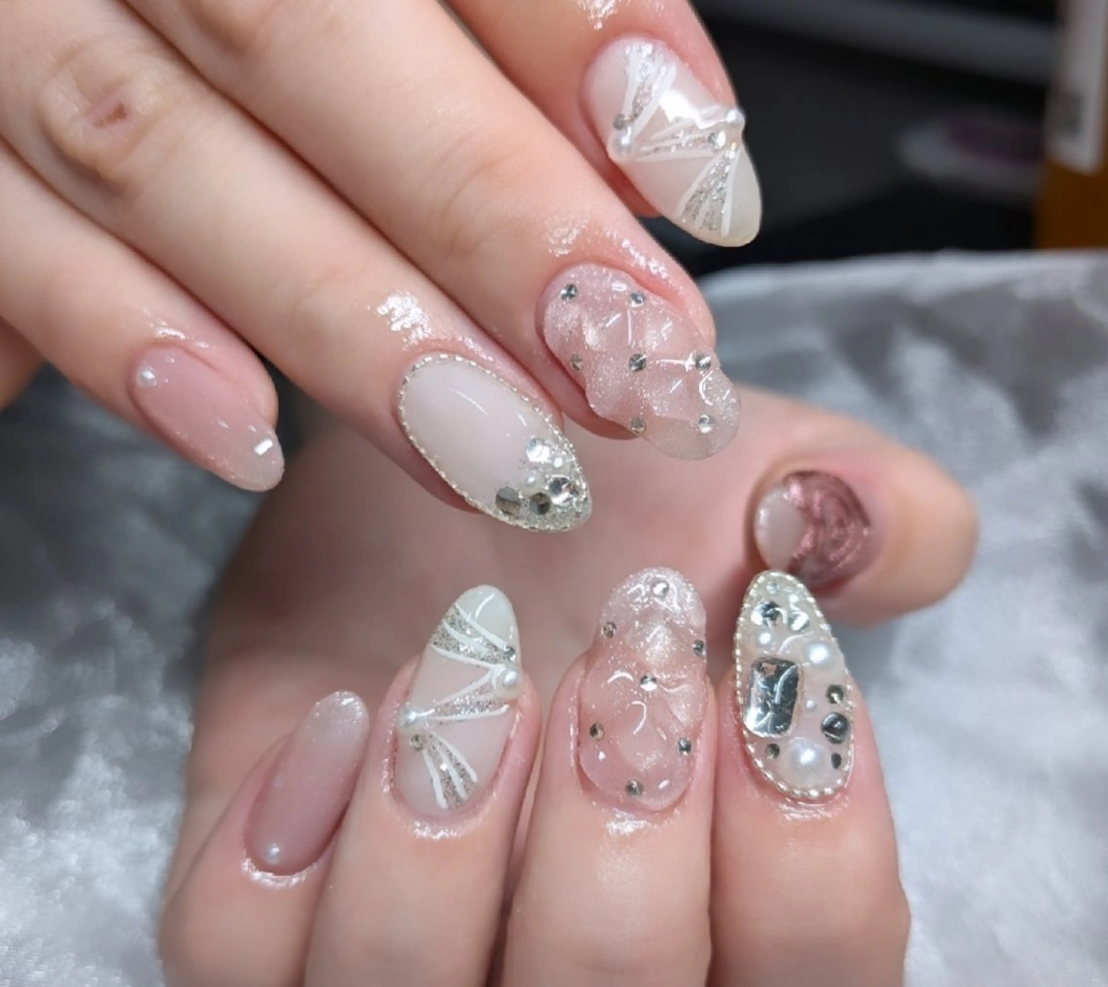 セミロング ハンドネイル salon  Liange所属・La maharo YUのネイルデザイン