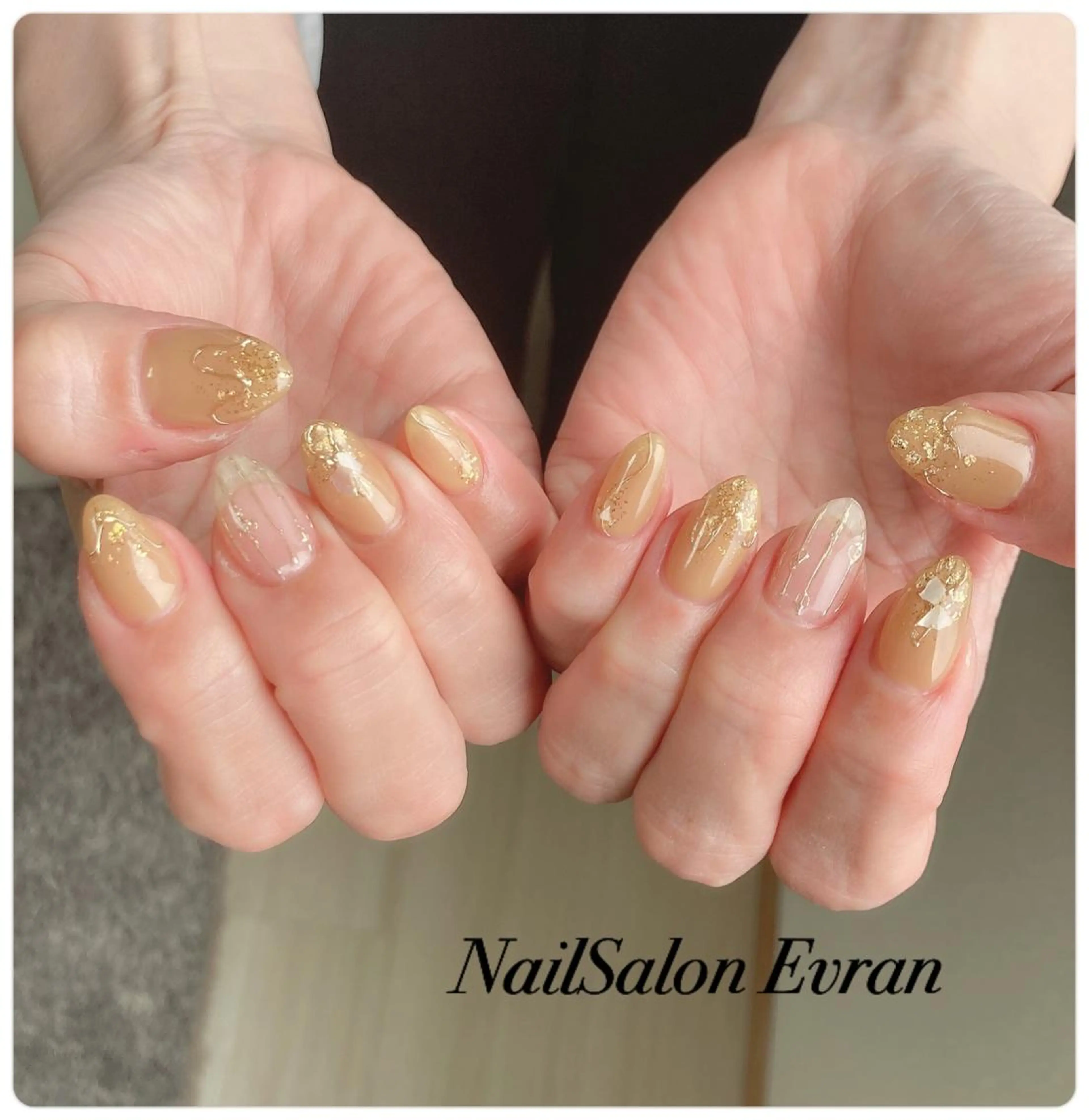 ネイル アートネイル フレンチネイル マグネットネイル 持ち込み ニュアンスネイル ハンドネイル Nail salon Evranのネイルデザイン