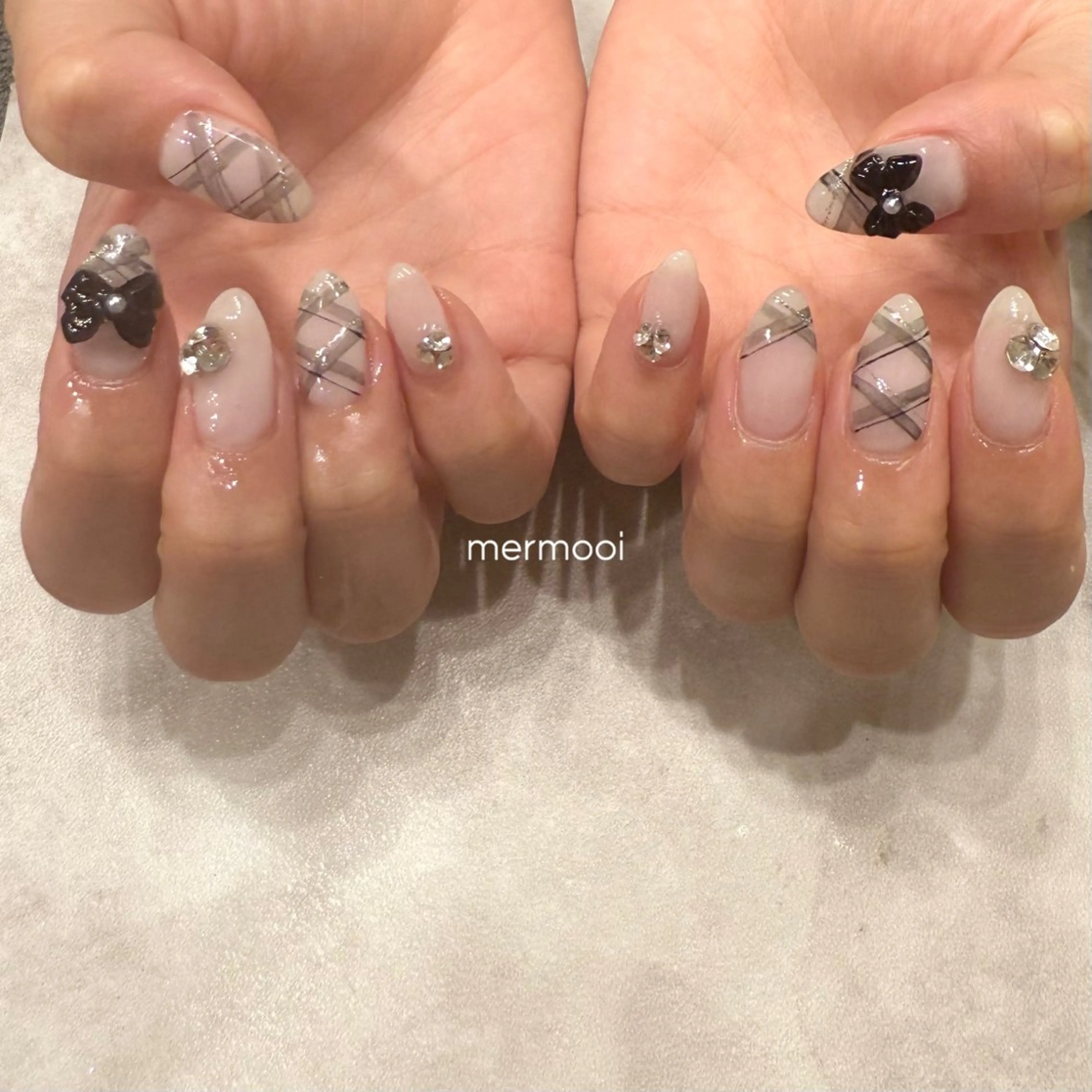 ネイル フットネイル ジェルネイル パラジェル リボン ハンドネイル mermooi nailのネイルデザイン