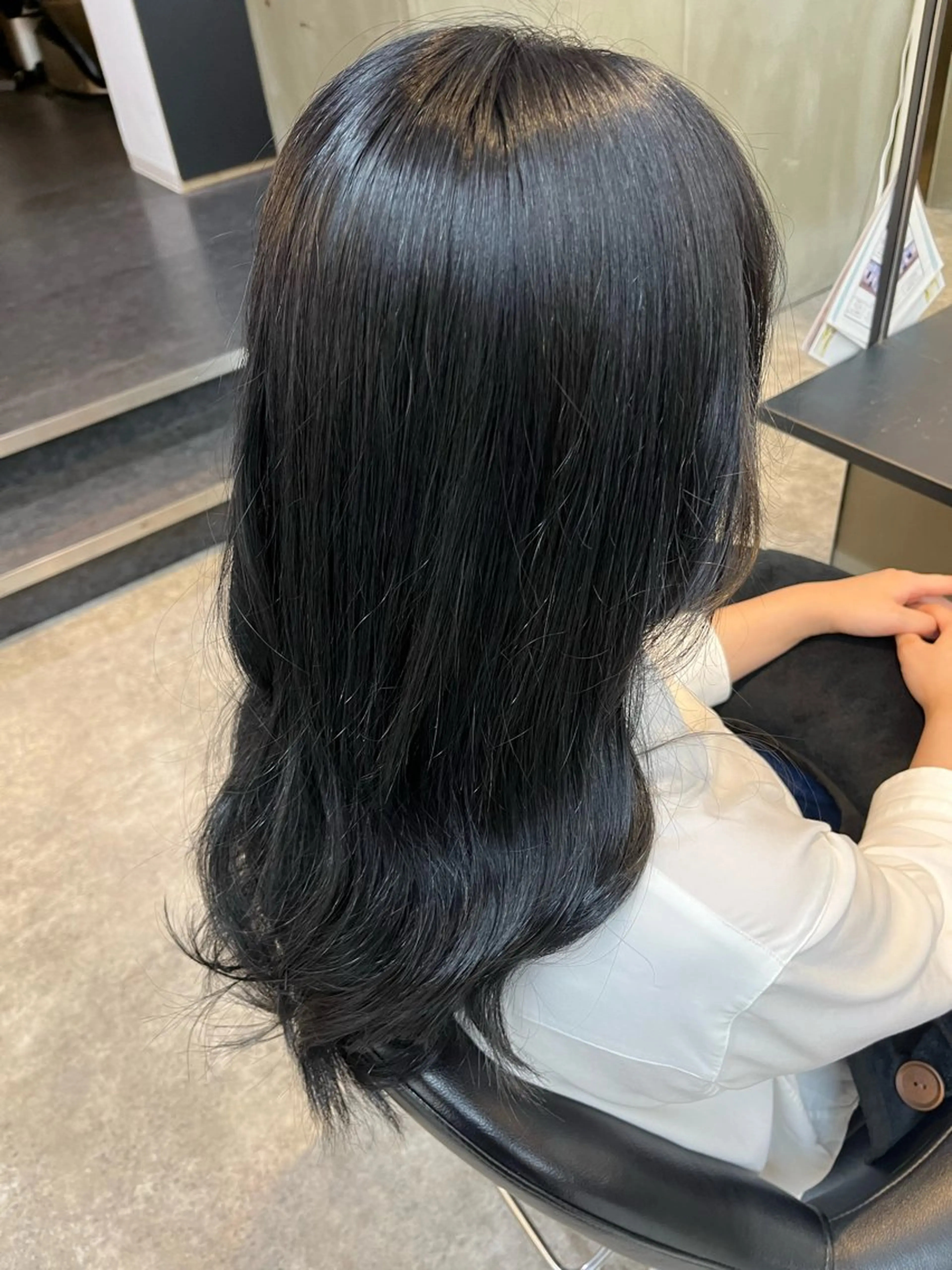 セミロング カラー 黒髪 ブルーカラー ブルーブラック ダブルカラー kanato🇰🇷 【札幌韓国ヘア】のヘアスタイル