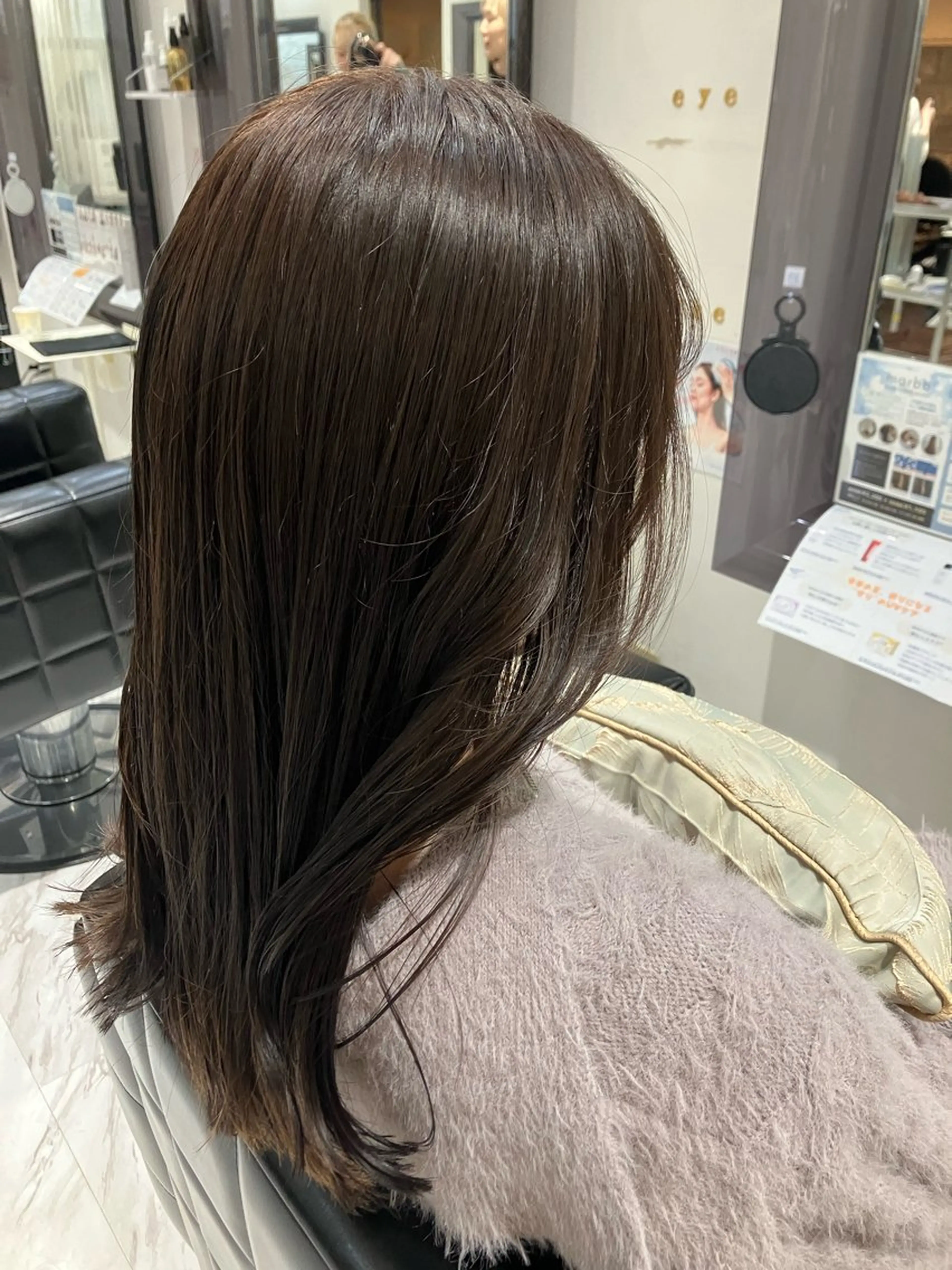 カラー ブリーチなしカラー 口石 ひかるのヘアスタイル
