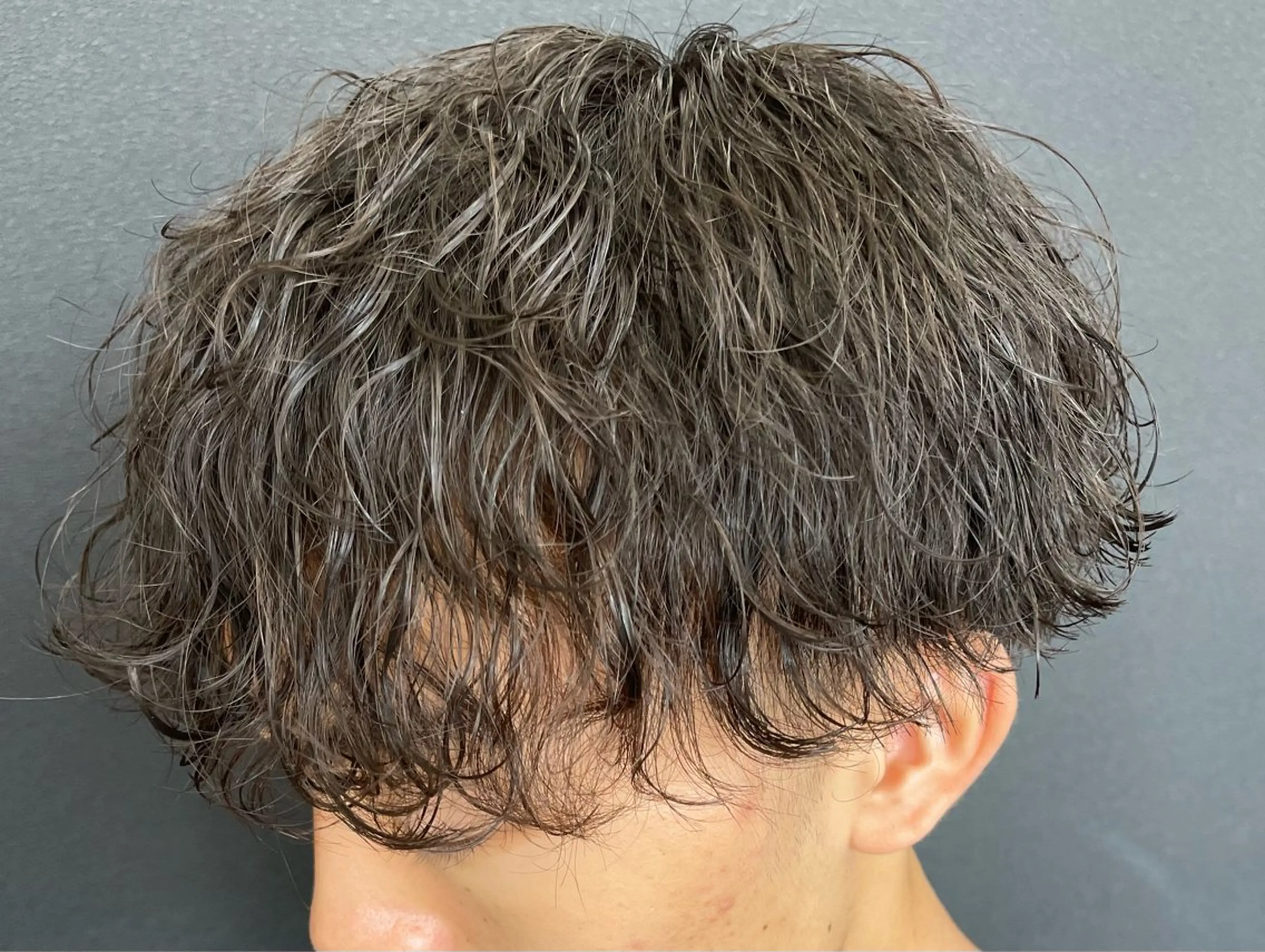 ミディアム パーマ メンズ マッシュ 波巻きパーマ カット パーマ トリートメント beautystadium529所属・高橋 裕利のヘアスタイル