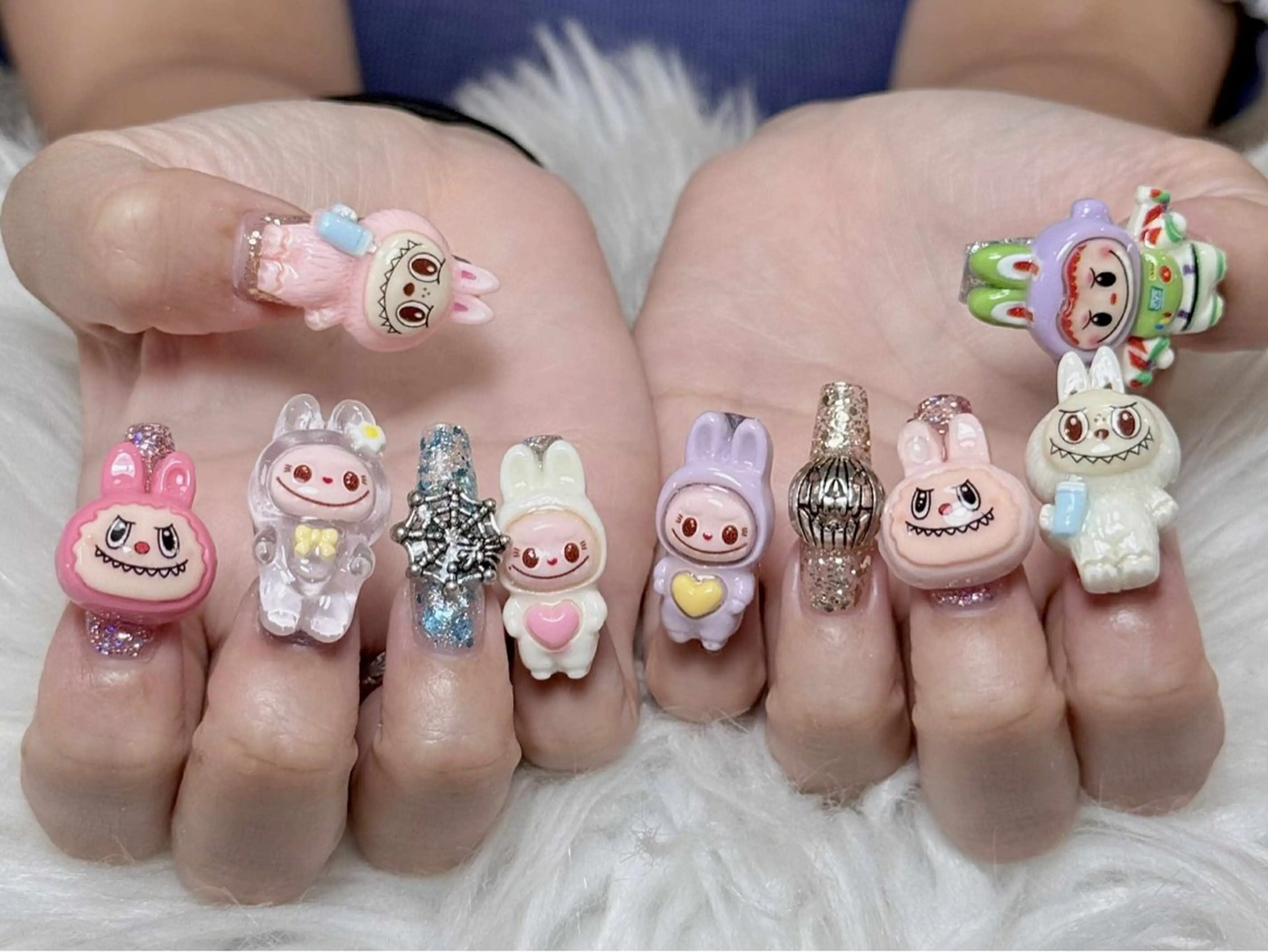 ネイル フレンチネイル ジェルネイル キラキラネイル 韓国ネイル マグネットネイル ハンドネイル Julli nail studio所属・Julli NailStudioのネイルデザイン