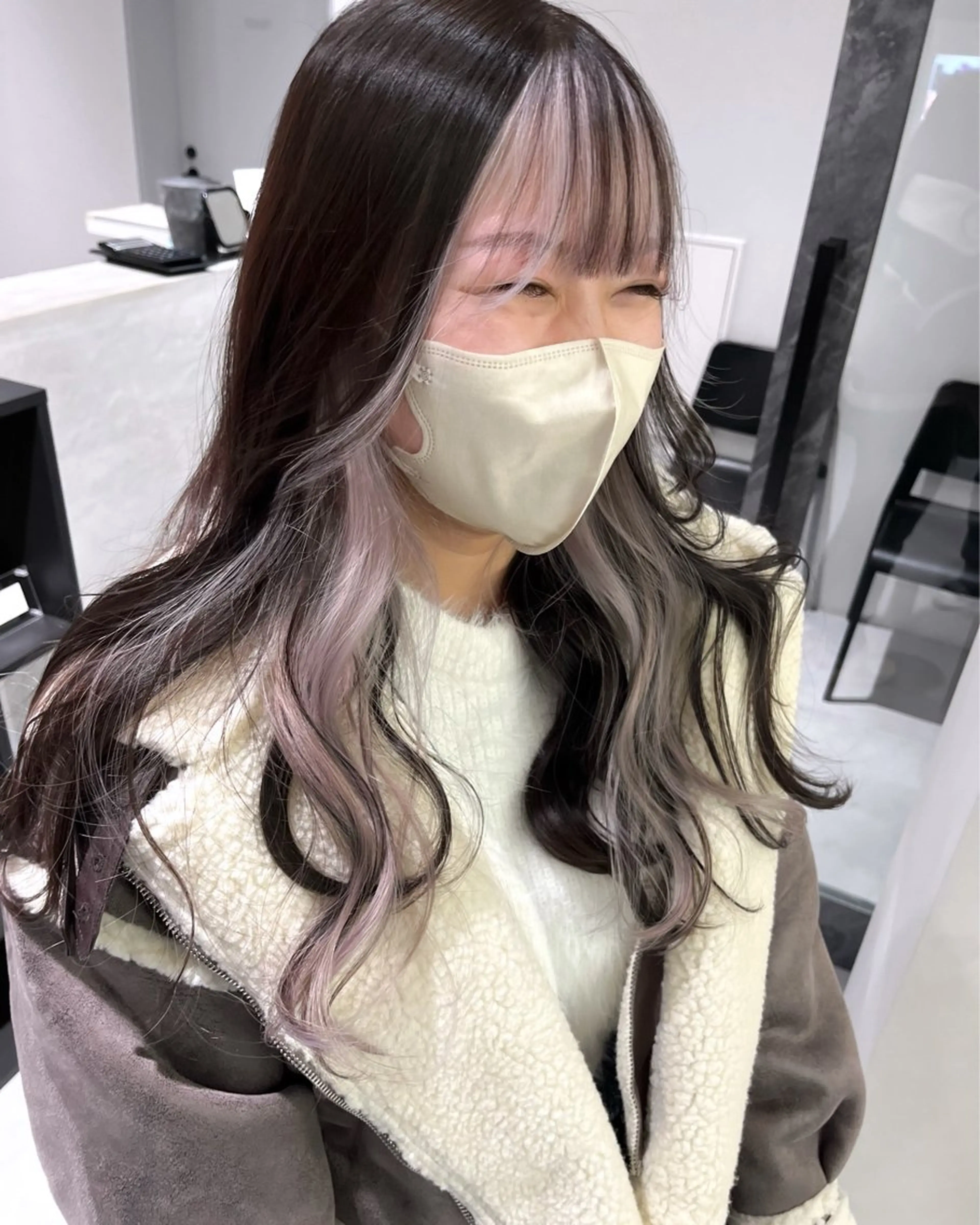 ロング カラー ヘアカラー バレイヤージュ ハイライトのヘアスタイル